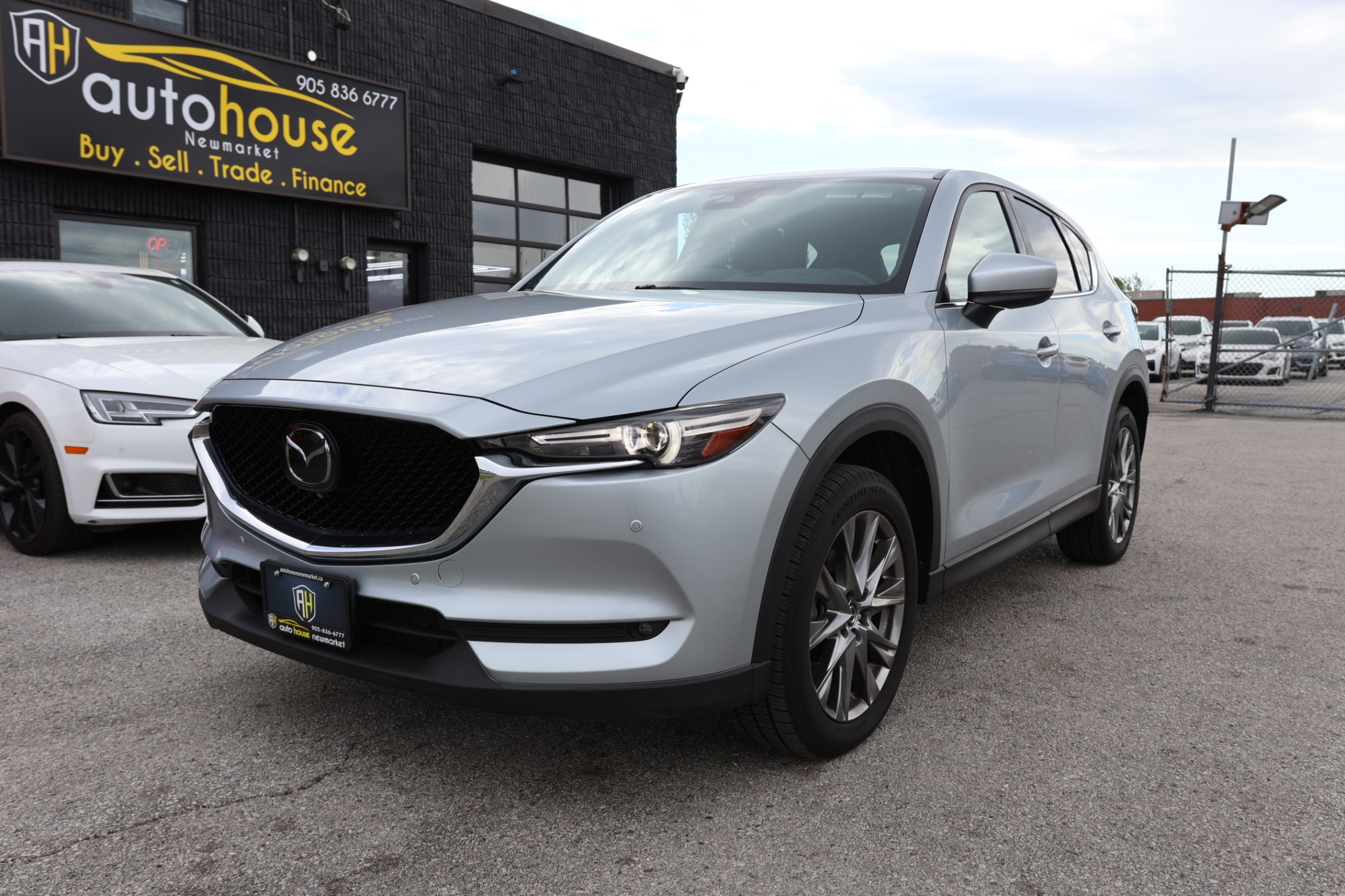 2021 Mazda CX-5 SIGNATURE-AWD/360 CAM/NAV/ADAPT CRUISE/BLIS/P SENSORS/LANE ASSIST/LEATHER/H & C SEATS/SUNROOF/KEYLES