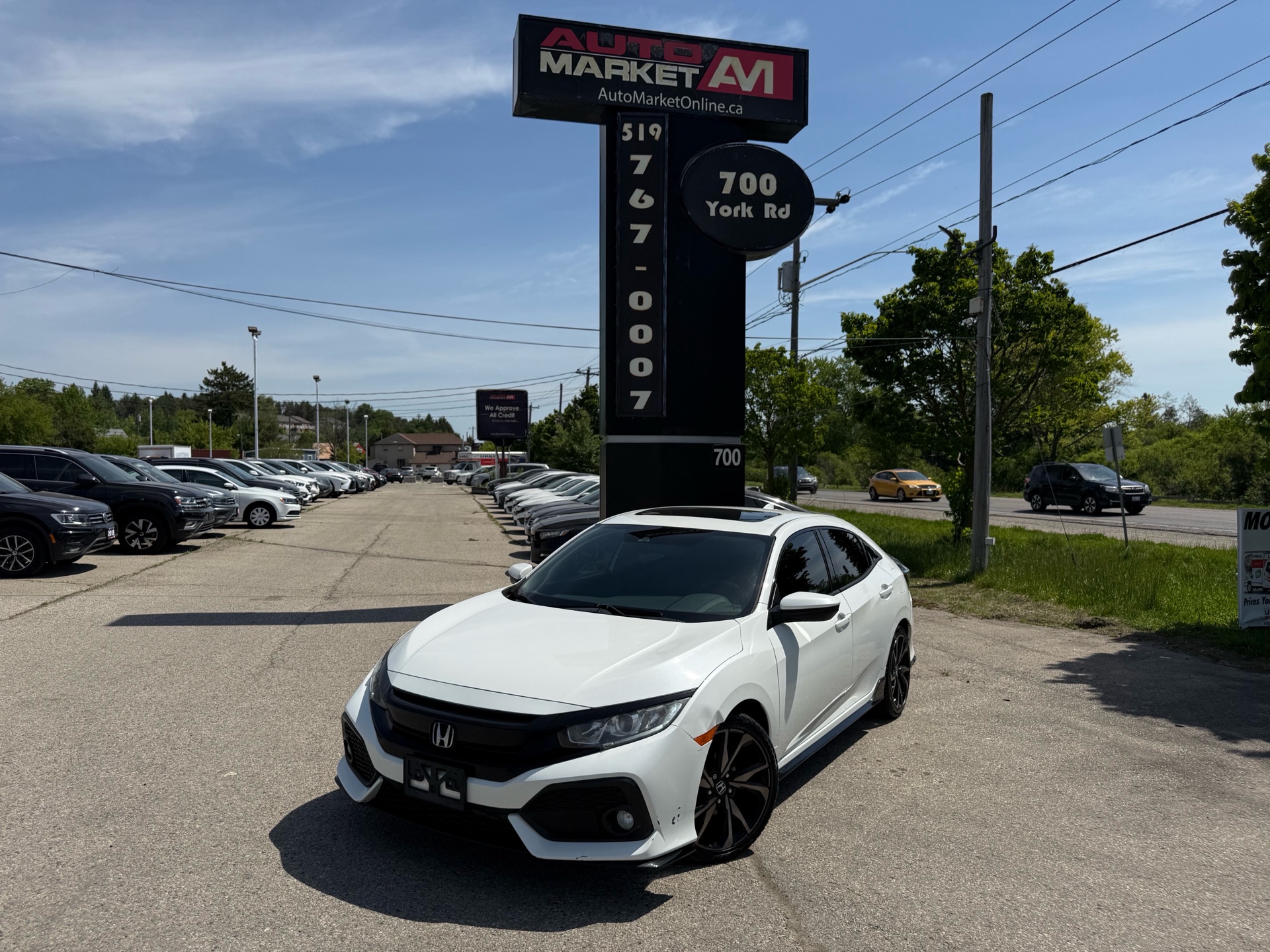 2017 Honda Civic Hatchback Sport | No Accidents | Sunroof | Heated Seats