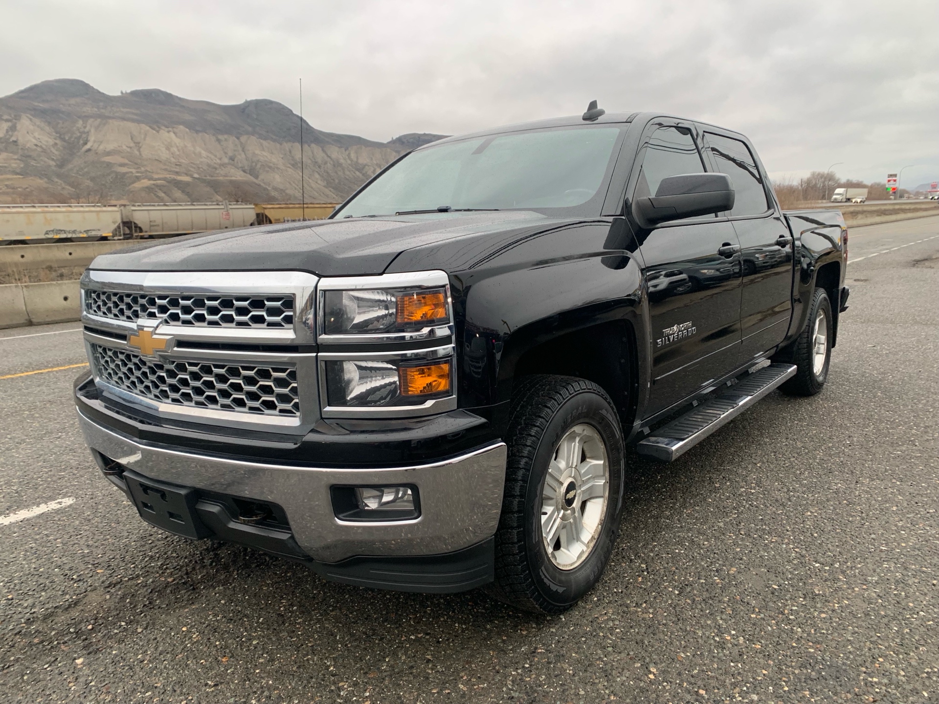 2015 Chevrolet Silverado 1500 4WD Crew Cab 143.5" LT w/1LT