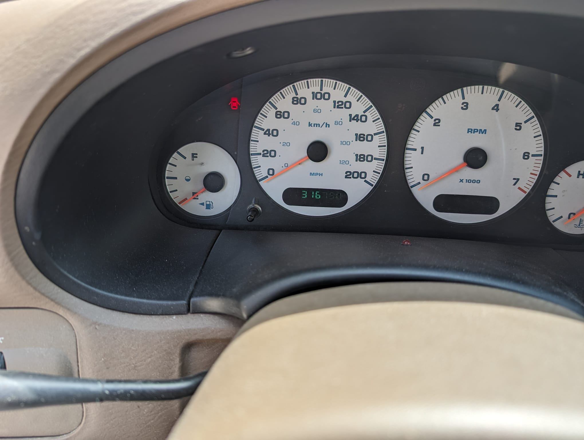 /autonationcarsales/2001-Dodge-Cara-44531289284403486.jpg