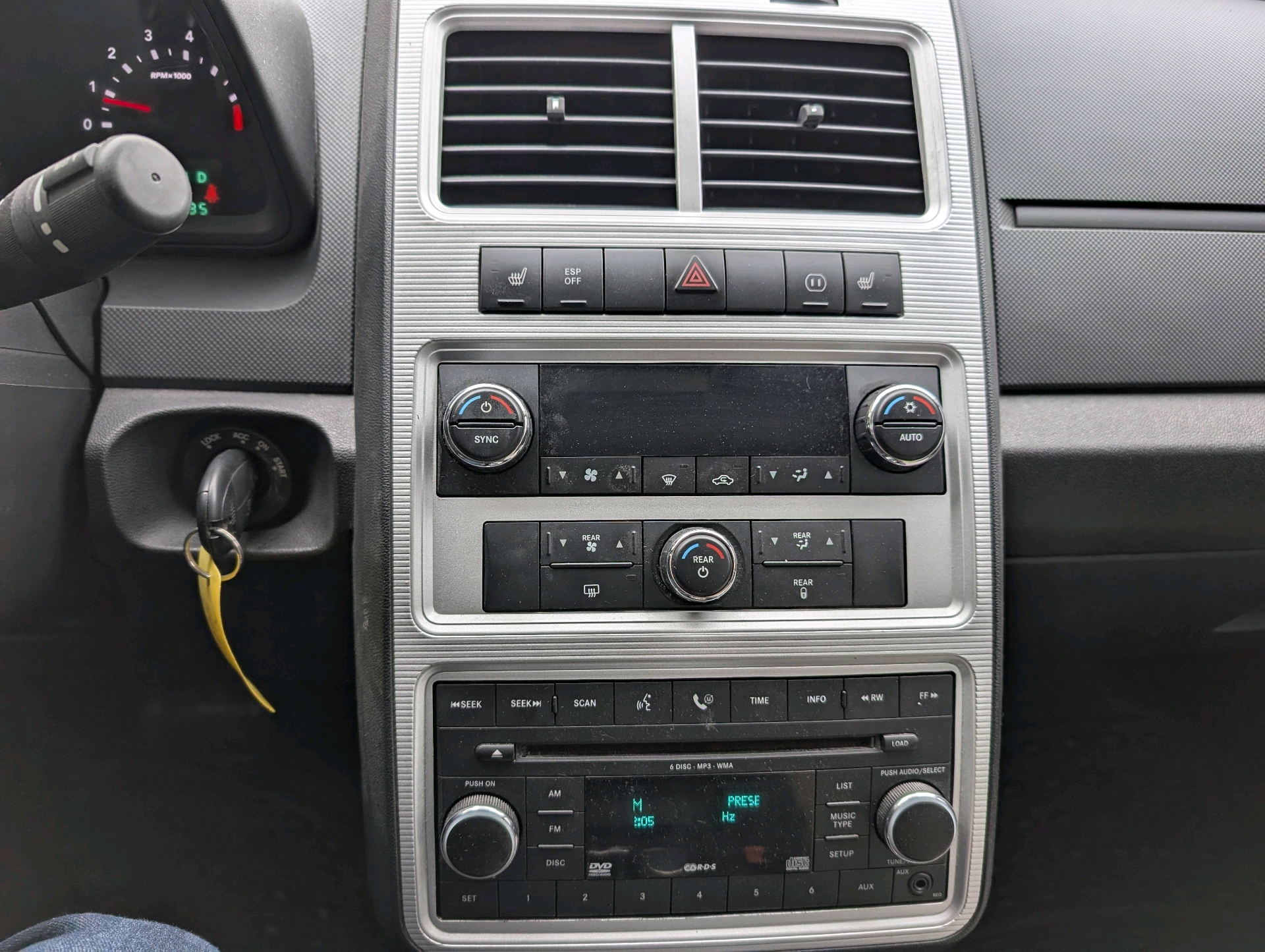 /autonationcarsales/2009-Dodge-Journey-7717254308061423.jpg
