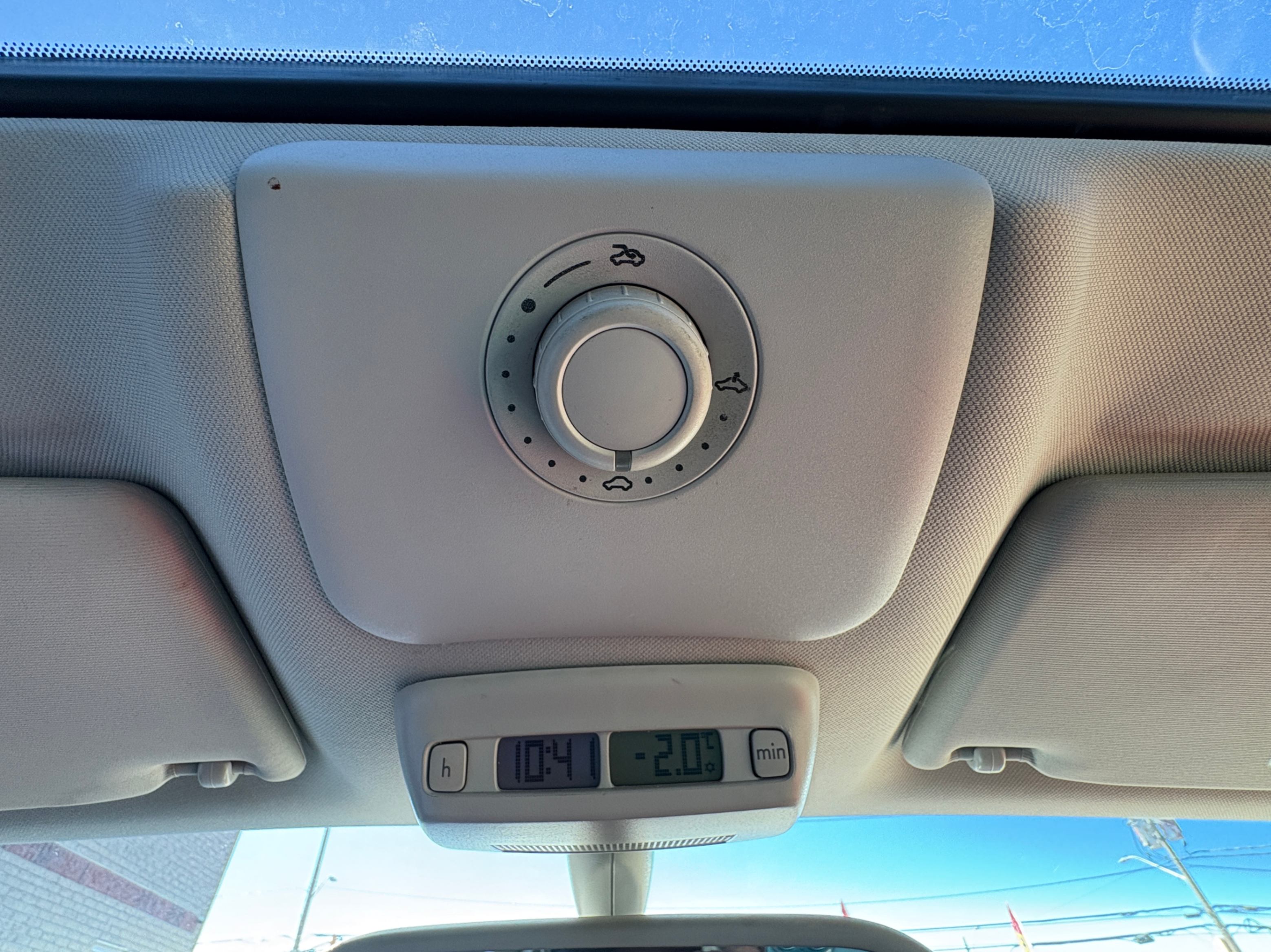 /autonationcarsales/2010-Volkswagen-NewBeetle-2006859380001611.jpg