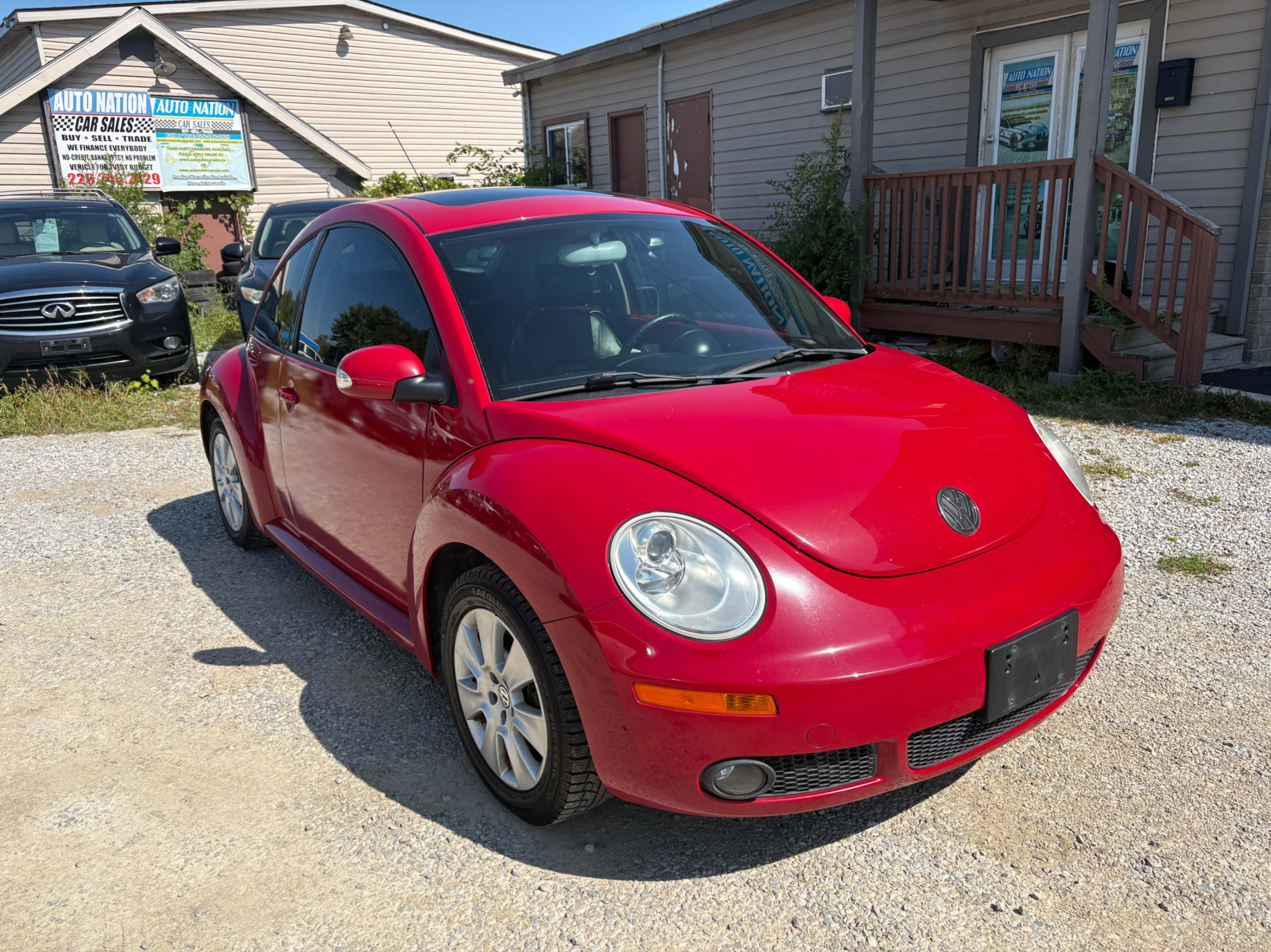 /autonationcarsales/2010-Volkswagen-NewBeetle-44555359948347917.jpg