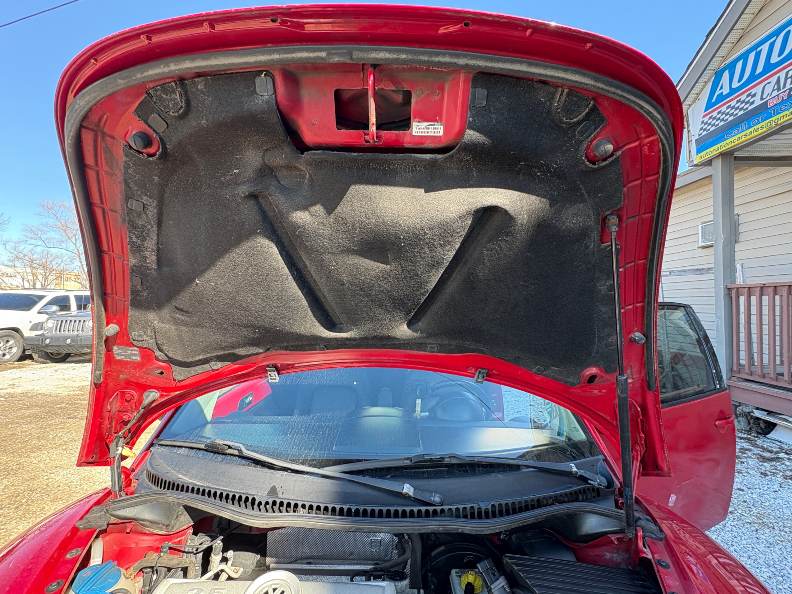 /autonationcarsales/2010-Volkswagen-NewBeetle-5602038869800434.jpg