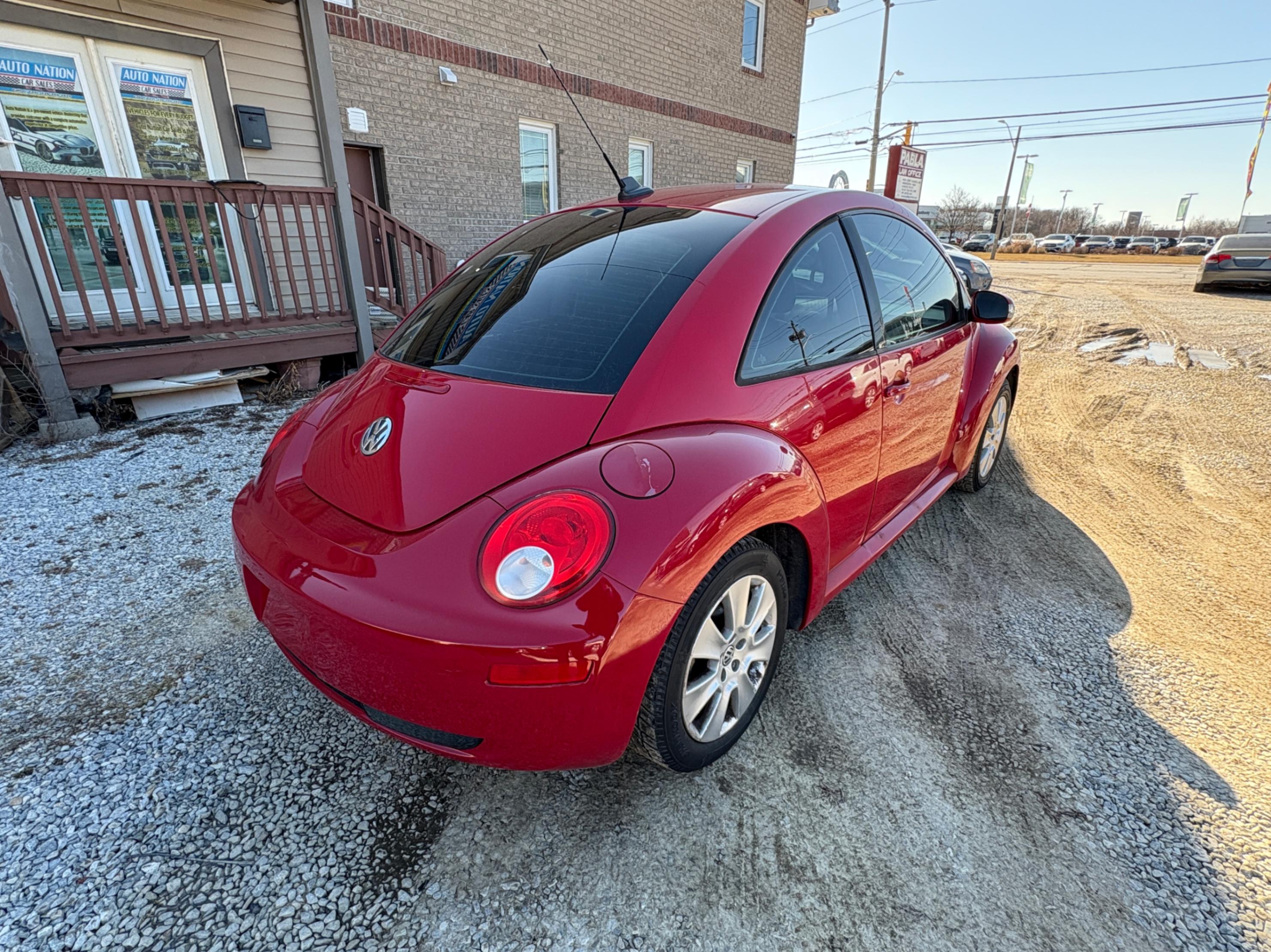 /autonationcarsales/2010-Volkswagen-NewBeetle-7787023157212629.jpg