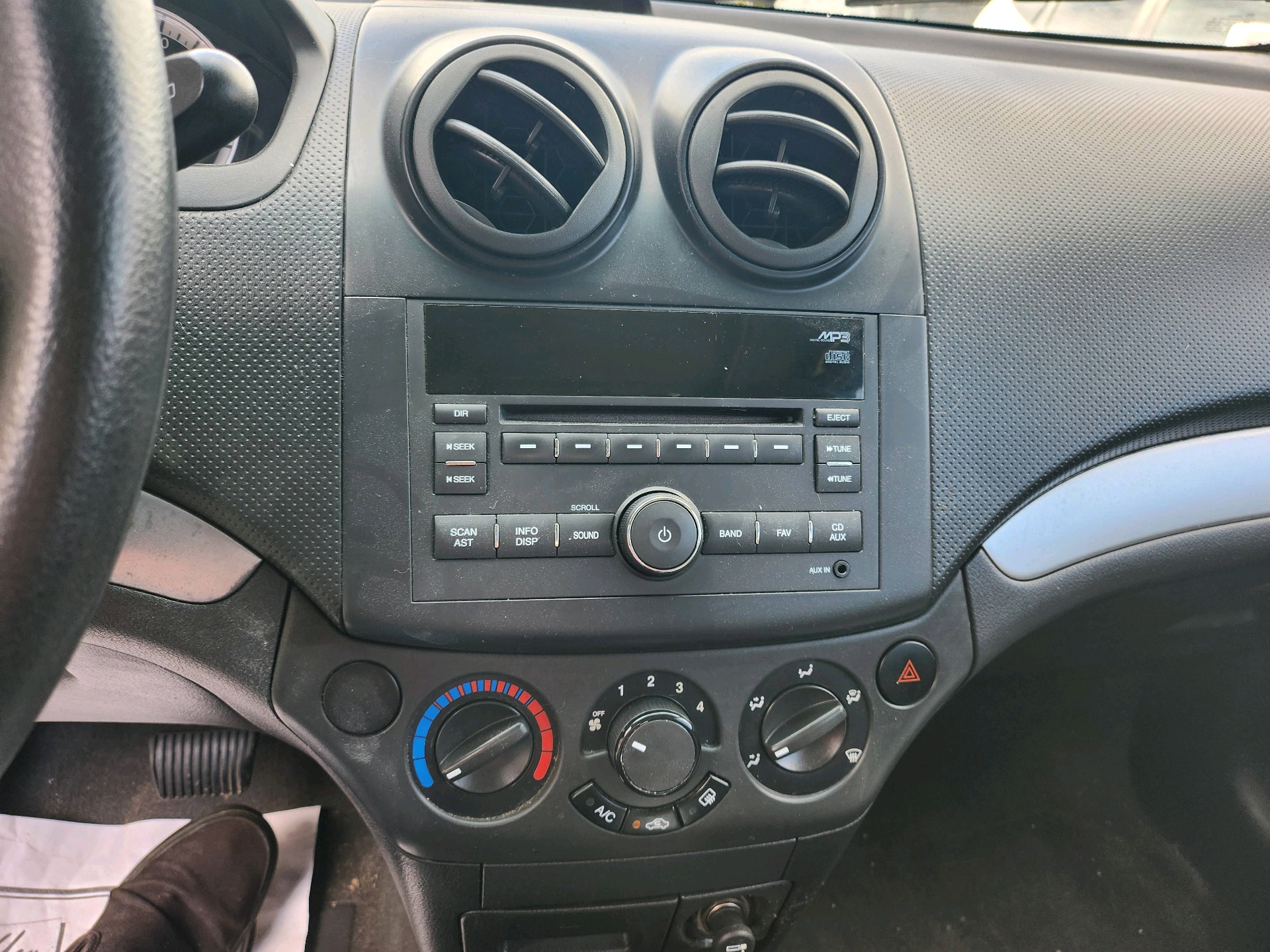 /autonationcarsales/2011-Chevrolet-Aveo-35617940894655953.jpg