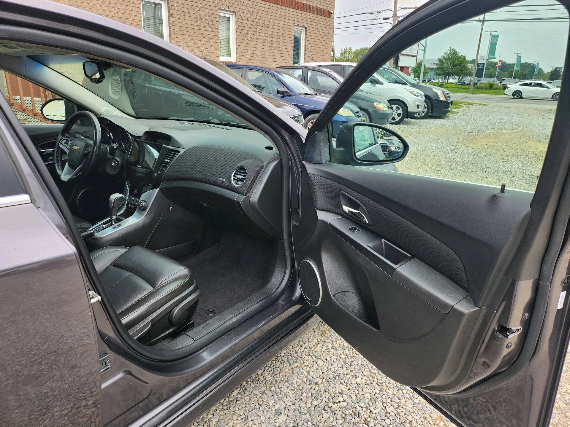 /autonationcarsales/2011-Chevrolet-Cruze-7040776201370398.jpg