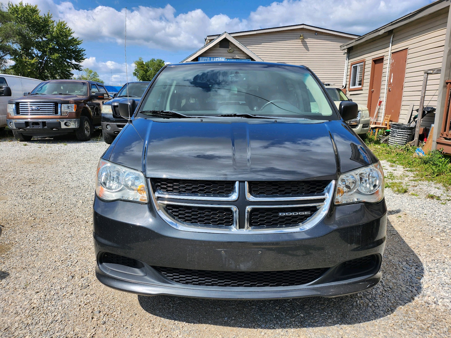 /autonationcarsales/2011-Dodge-GrandCaravan-7200457143983894.jpg