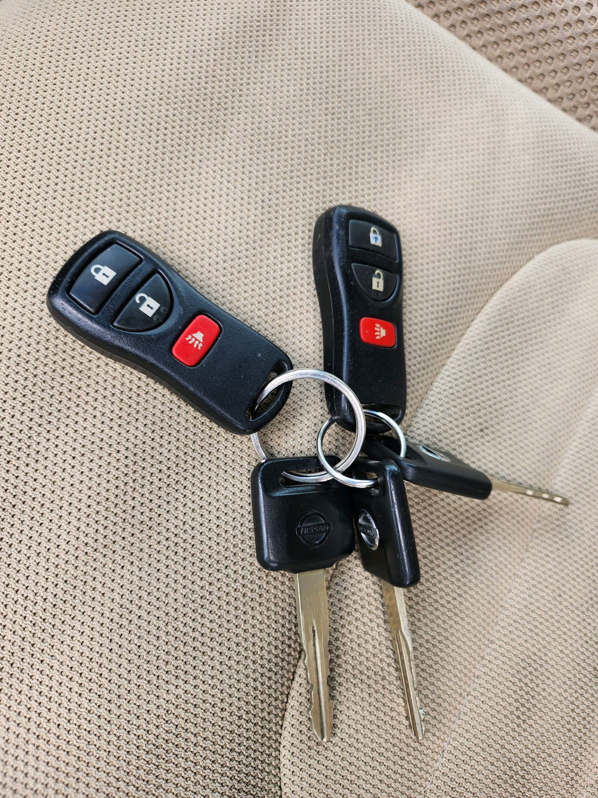 /autonationcarsales/2011-Nissan-Pathfinder-7463448963615624.jpg