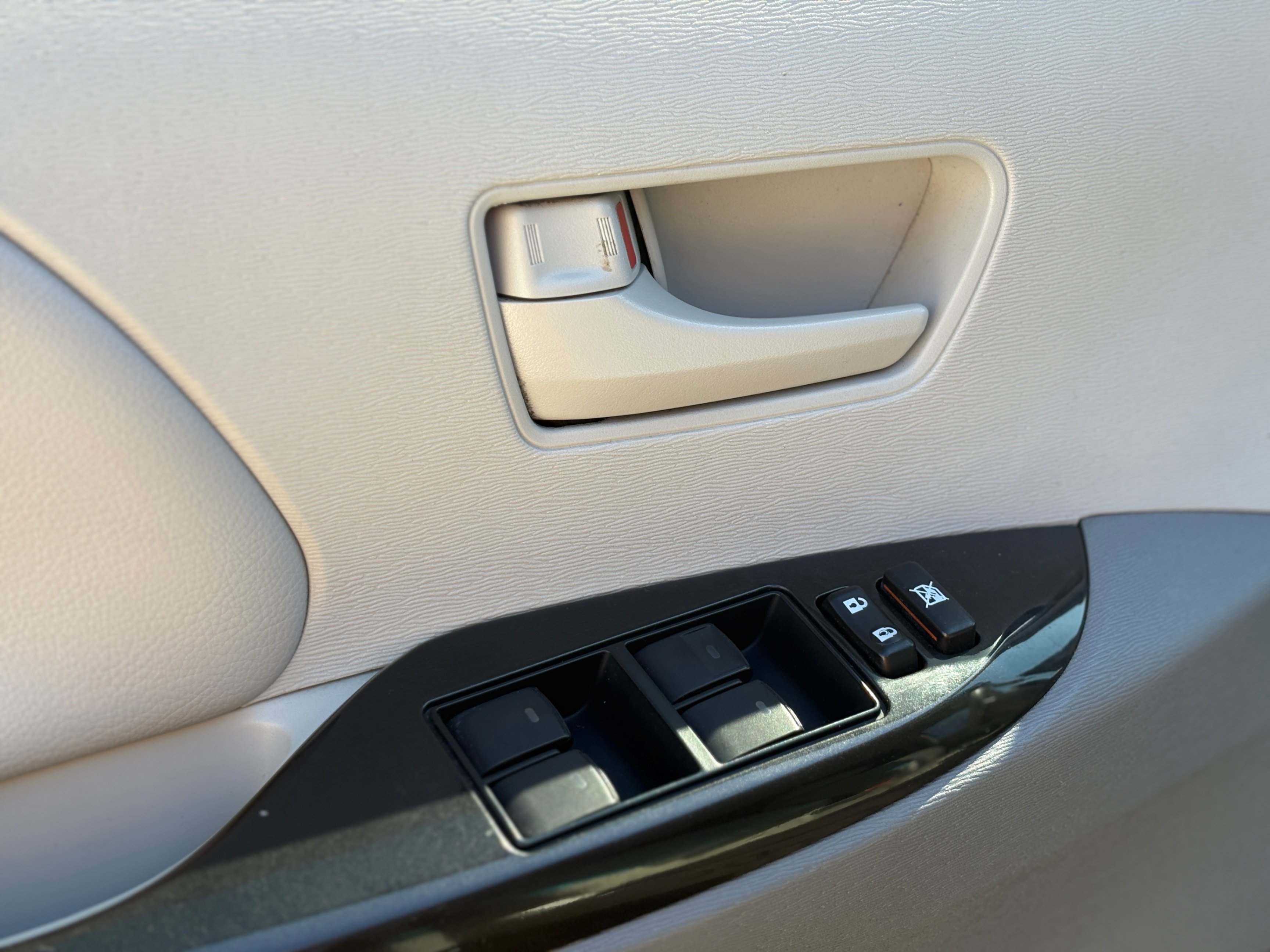 /autonationcarsales/2011-Toyota-Sienna-05531432993275276.jpg