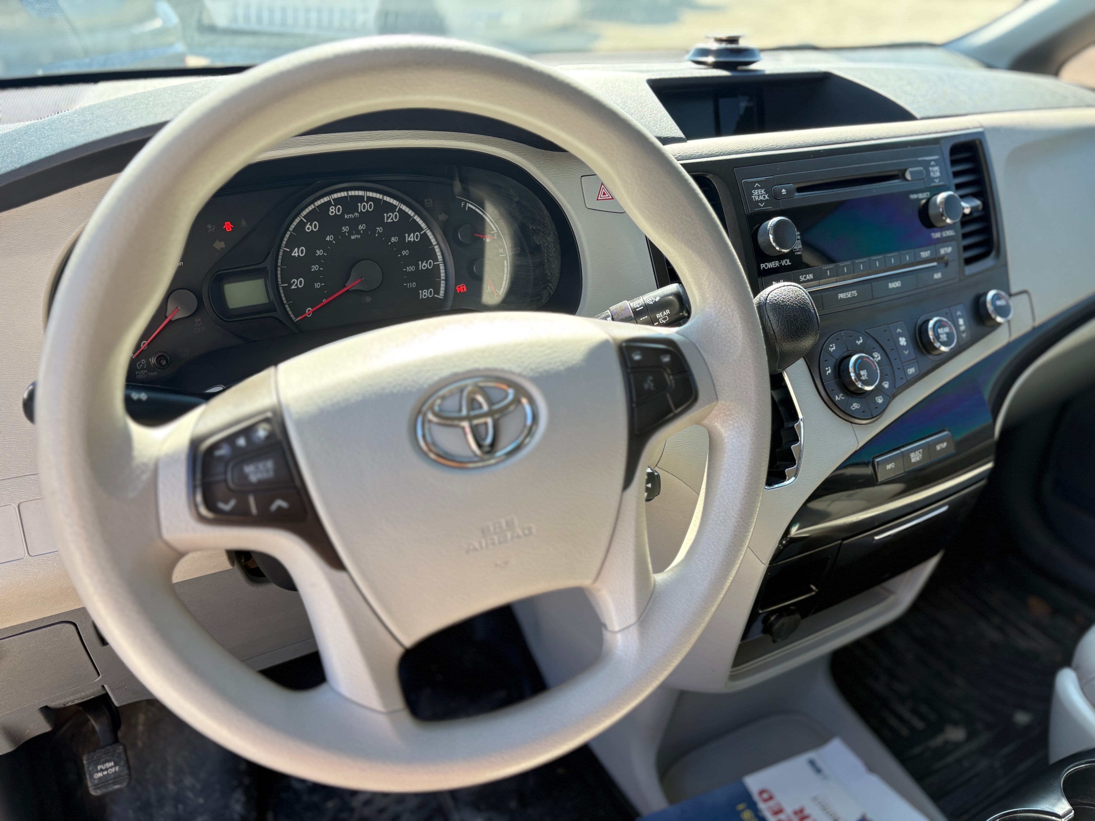 /autonationcarsales/2011-Toyota-Sienna-4720450265996121.jpg