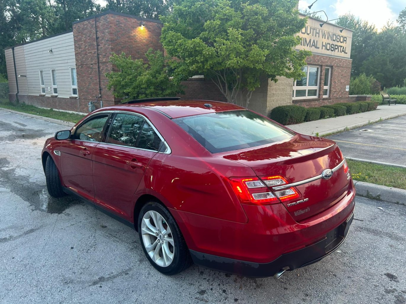 /autonationcarsales/2013-Ford-Taurus-25250834921230436.jpg
