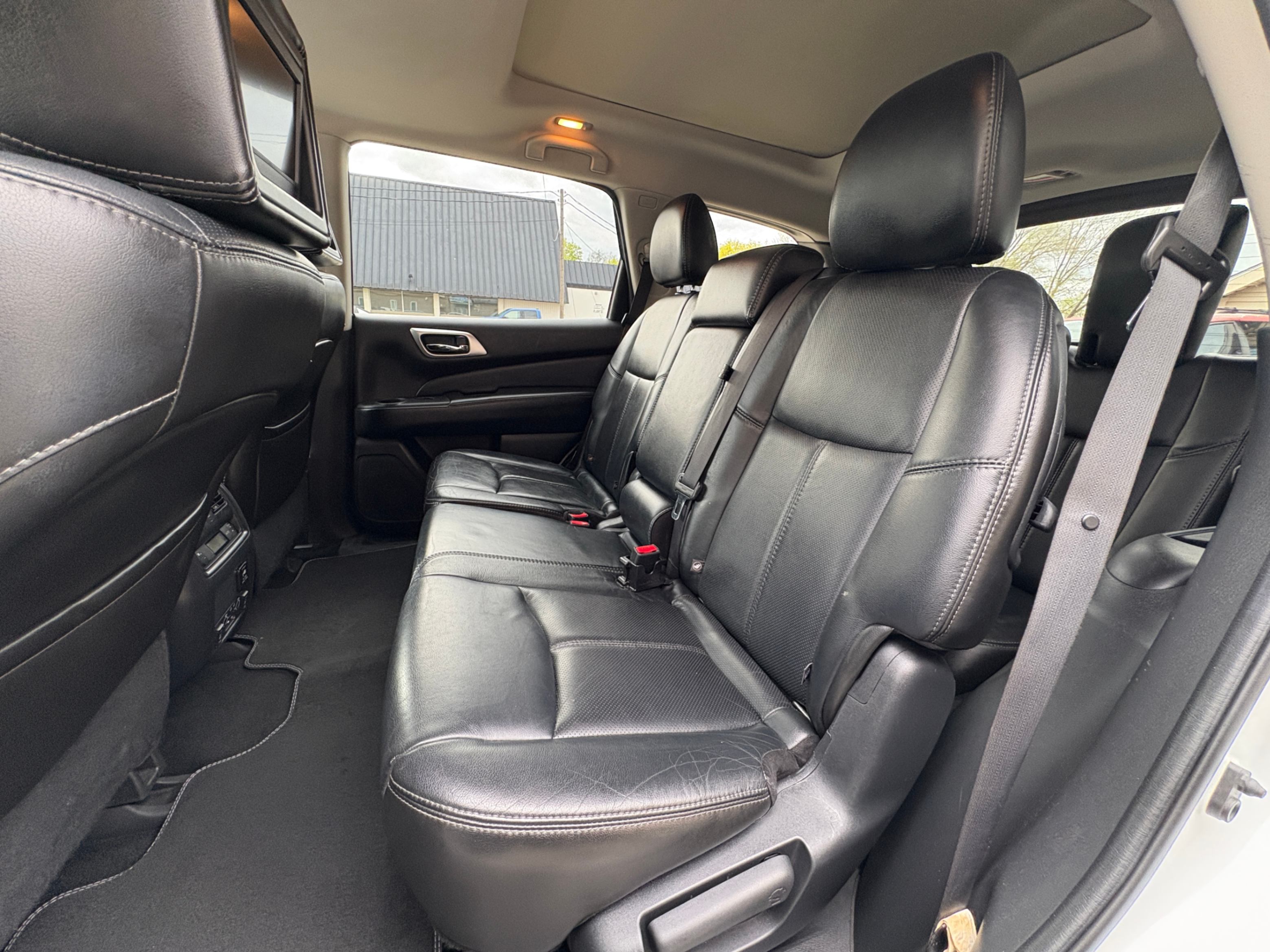 /autonationcarsales/2014-Nissan-Pathfinder-16307856831344658.jpg
