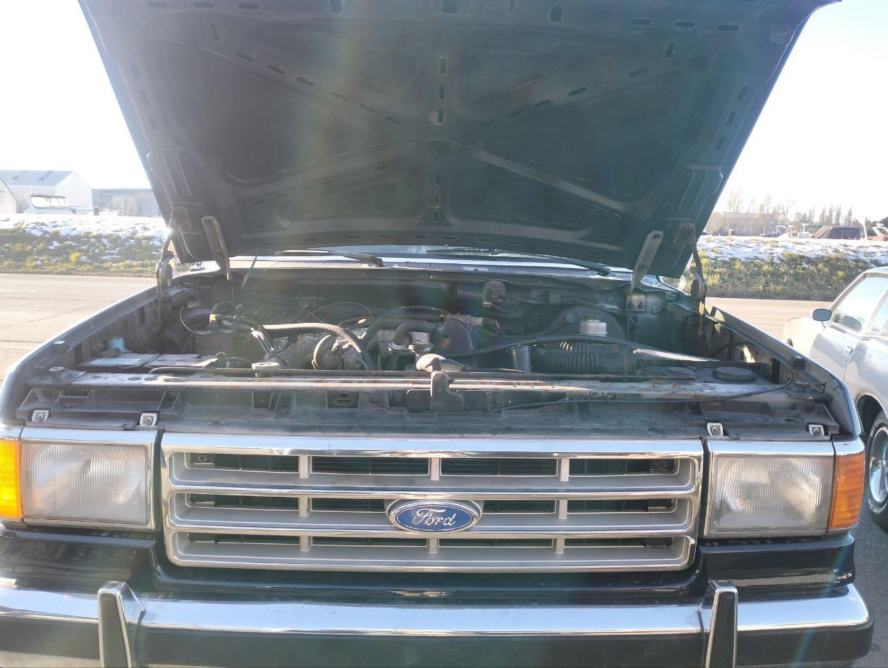 /azureautogallery1/1989-Ford-3/4Ton-6209502692454025.jpg