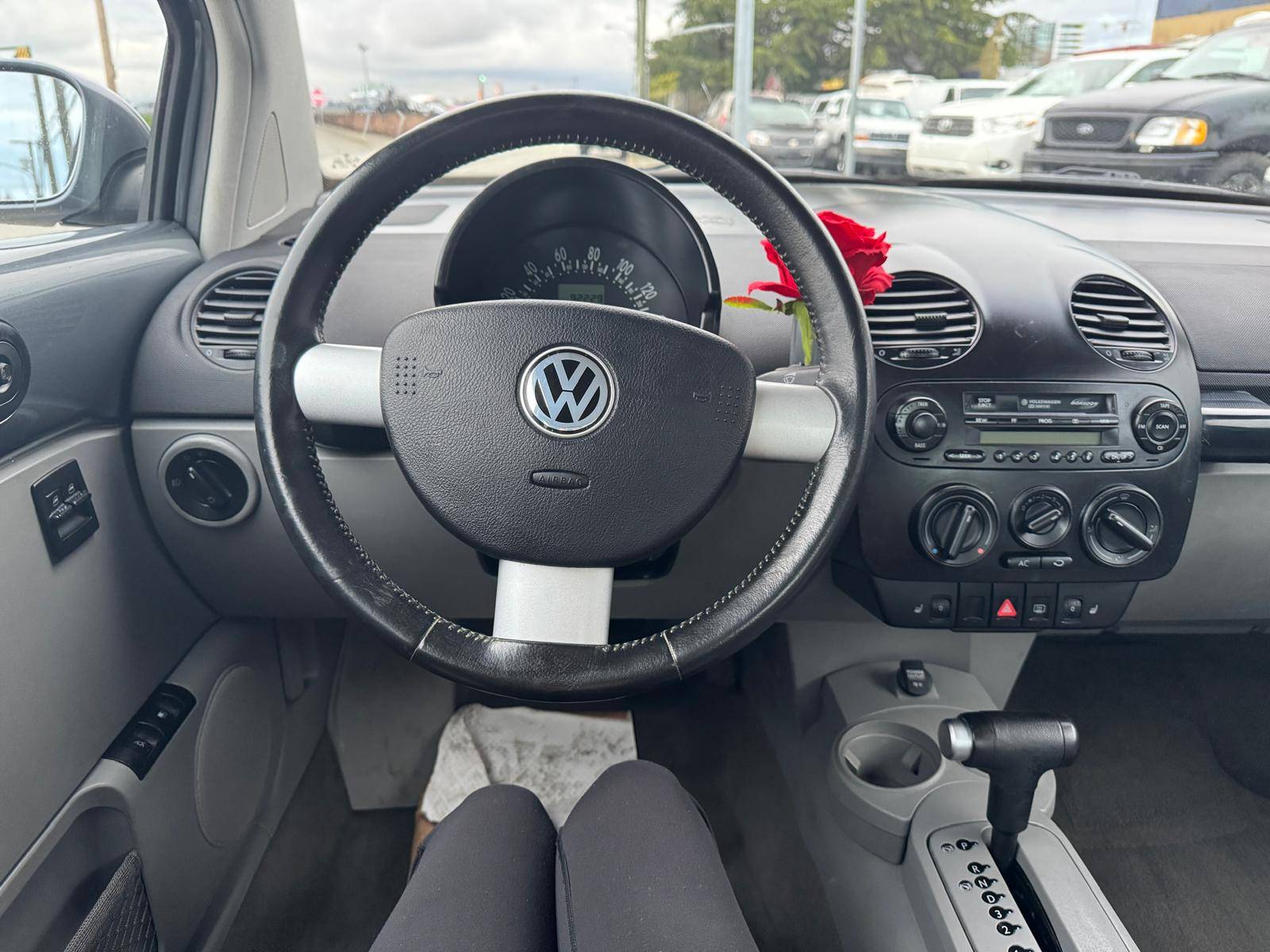 /azureautogallery1/2002-Volkswagen-NewBeetle-6764322472290589.jpg