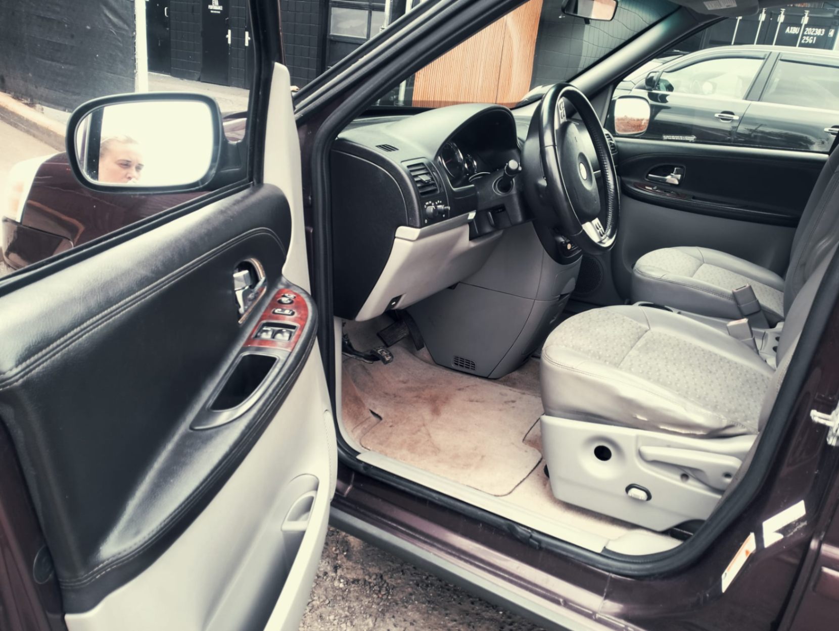 /azureautogallery1/2006-Chevrolet-Uplander-6505191479151862.jpg