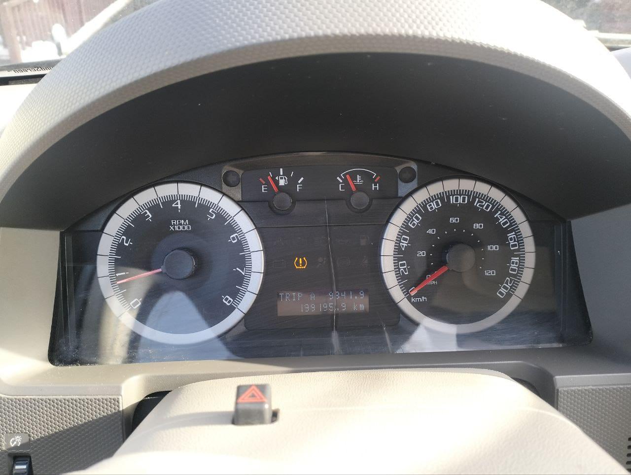 /azureautogallery1/2008-Ford-Escape-6655215938896535.jpg
