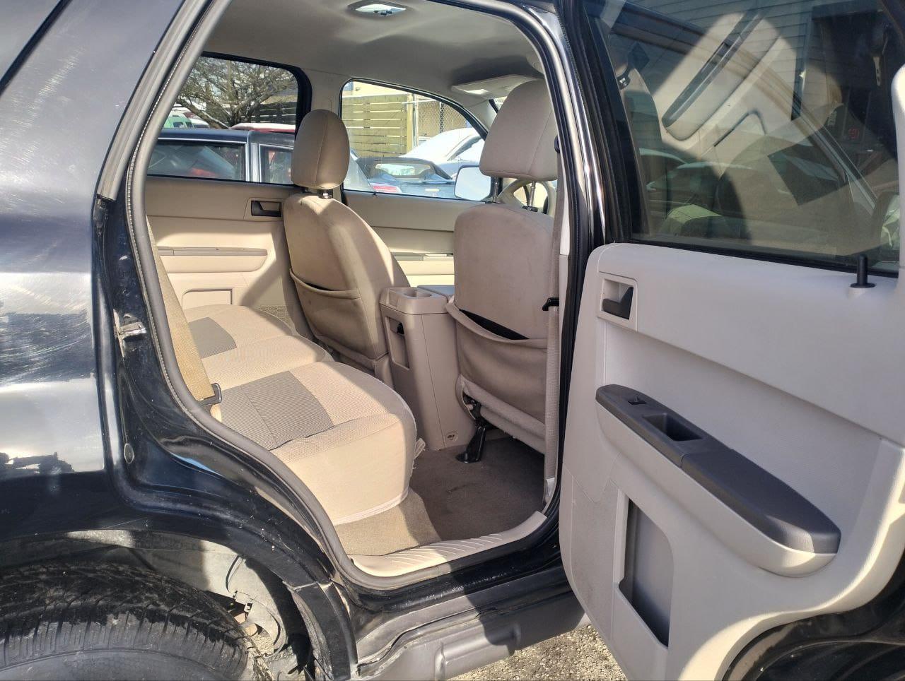/azureautogallery1/2008-Ford-Escape-9334954631710048.jpg