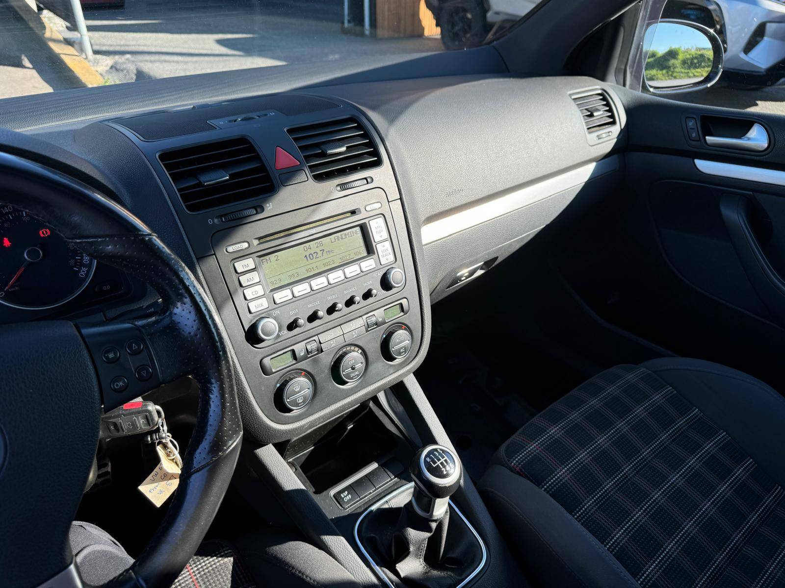 /azureautogallery1/2008-Volkswagen-GTI-9156155817883043.jpg