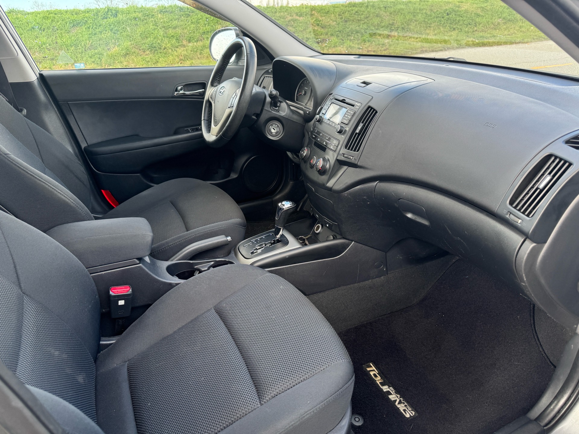 /azureautogallery1/2010-Hyundai-ElantraTouring-2693151129502458.jpg