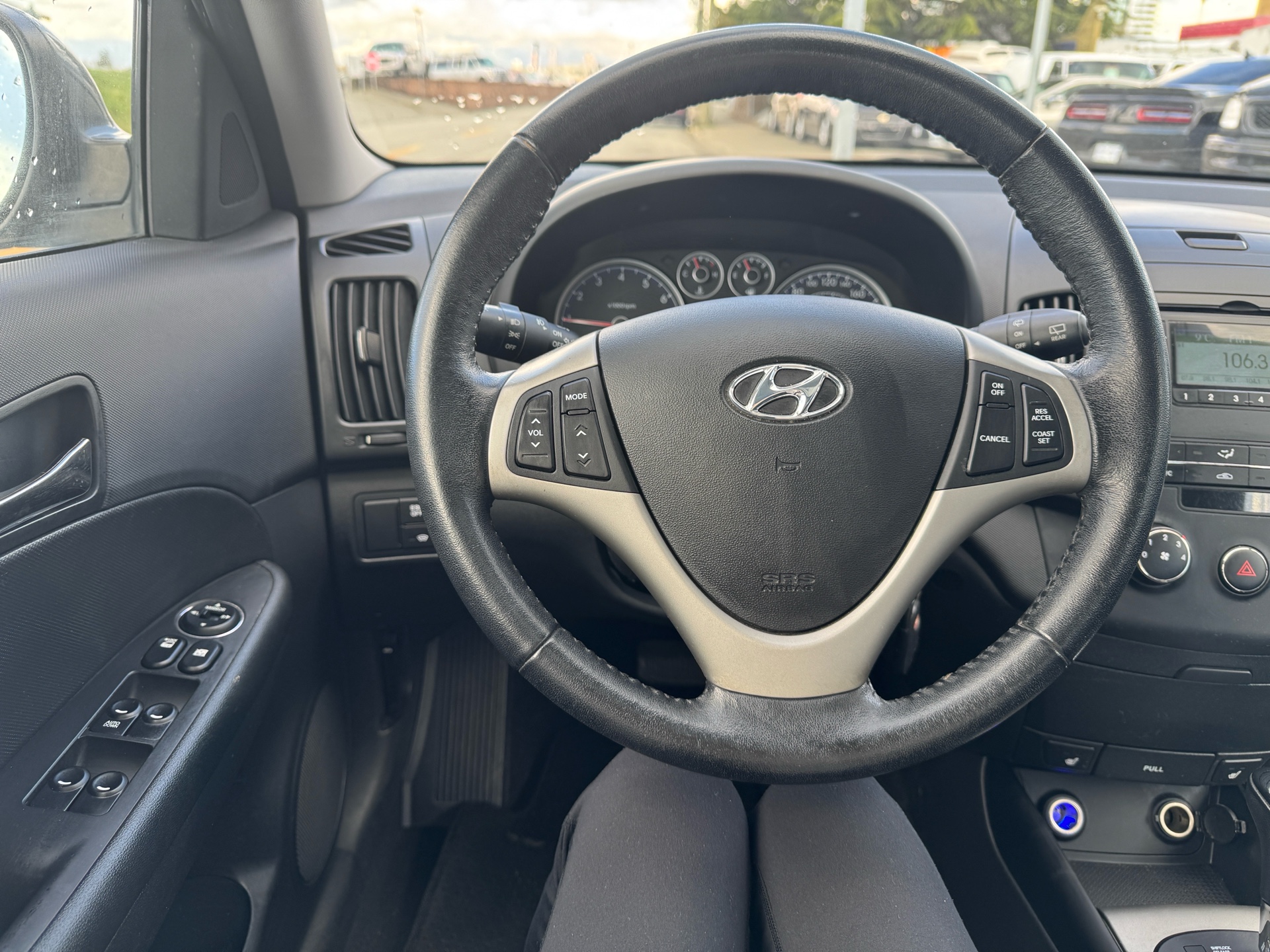 /azureautogallery1/2010-Hyundai-ElantraTouring-7613329348917726.jpg