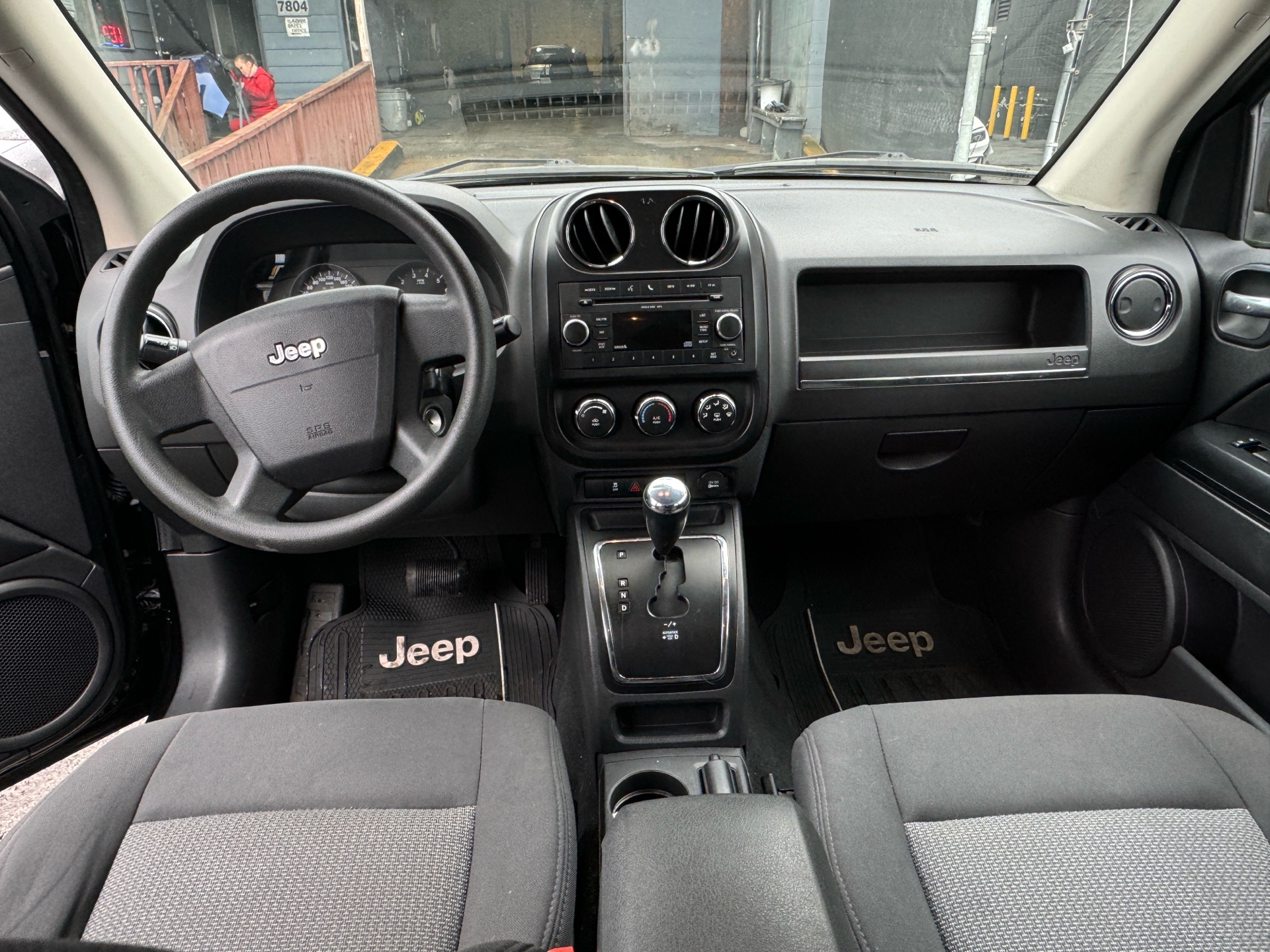 /azureautogallery1/2010-Jeep-Compass-06631181168648914.jpg