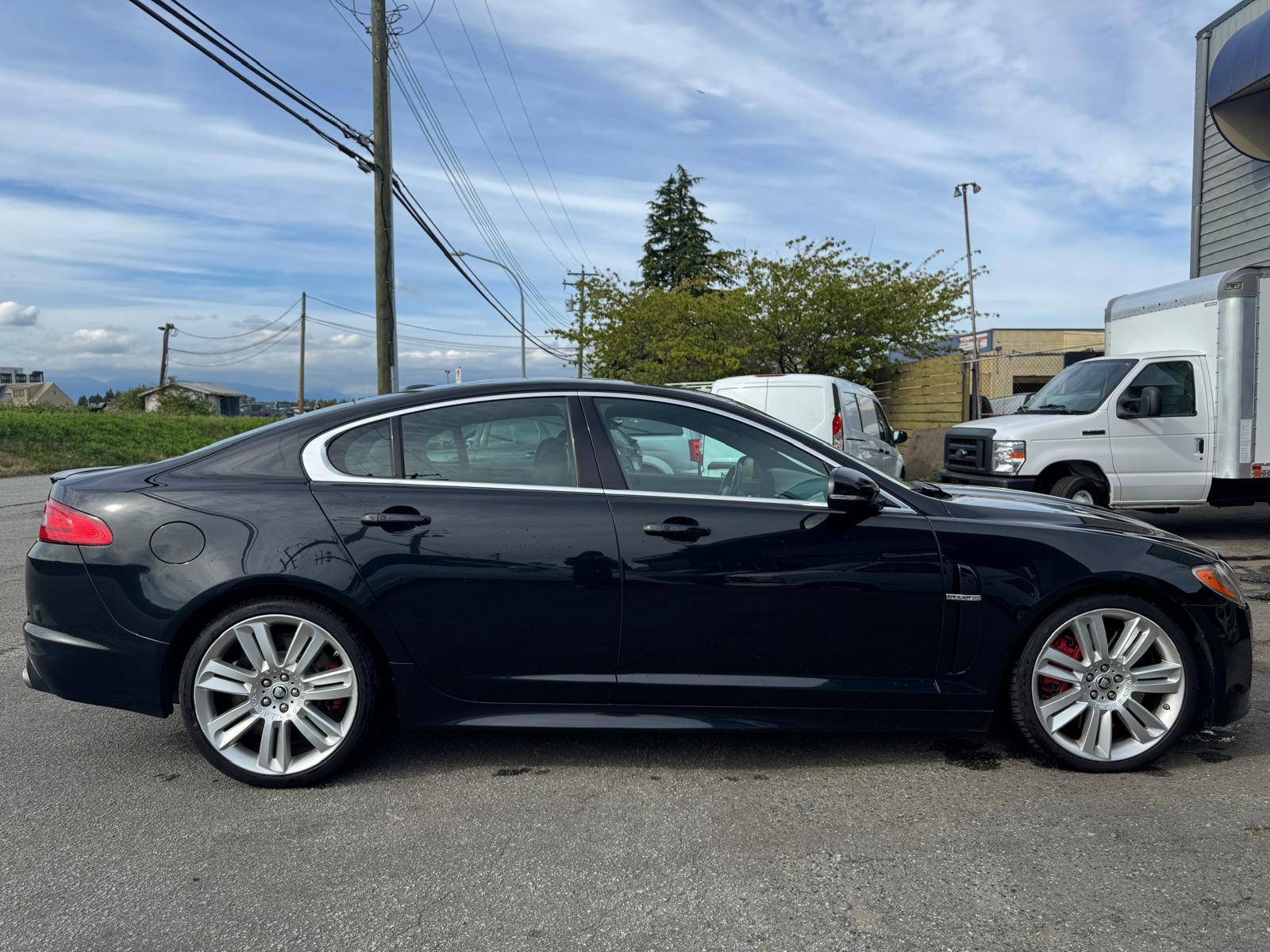 /azureautogallery1/2011-Jaguar-XF-541294217351197.jpg