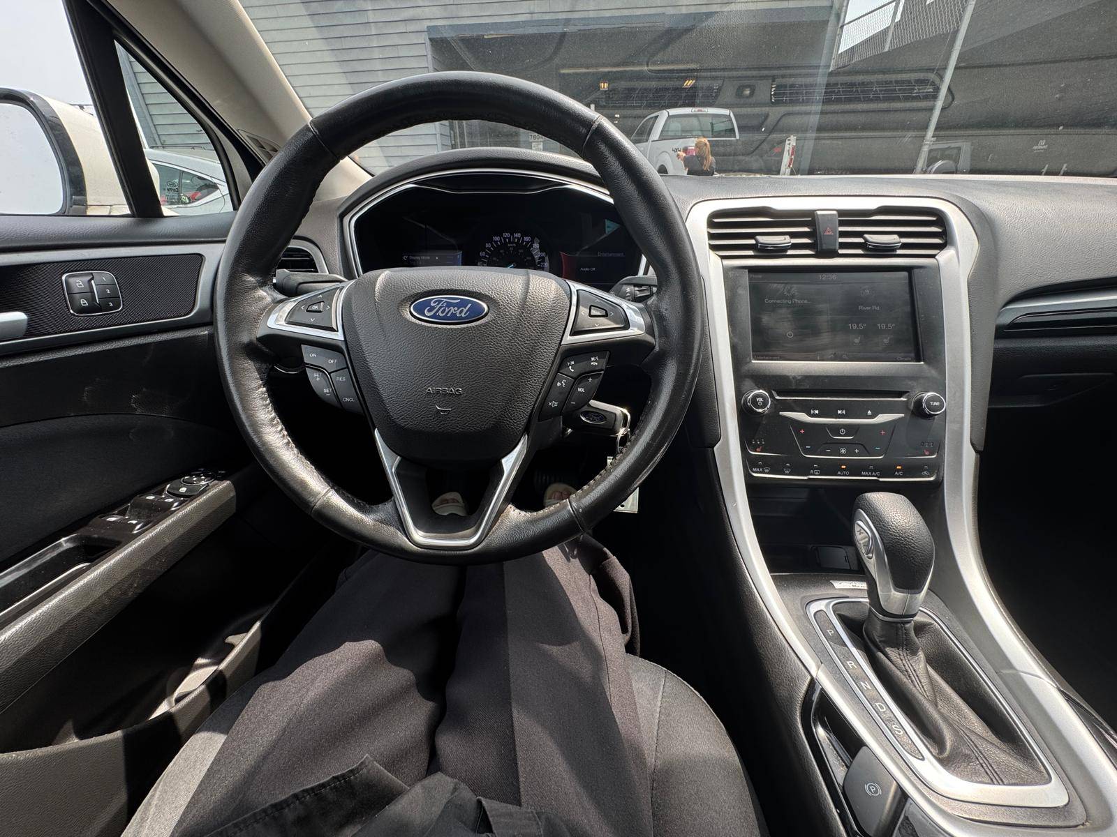 /azureautogallery1/2013-Ford-Fusion-9656375662535288.jpg