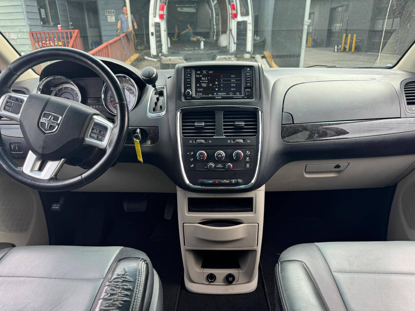 /azureautogallery1/2014-Dodge-GrandCaravan-4438227084297921.jpg