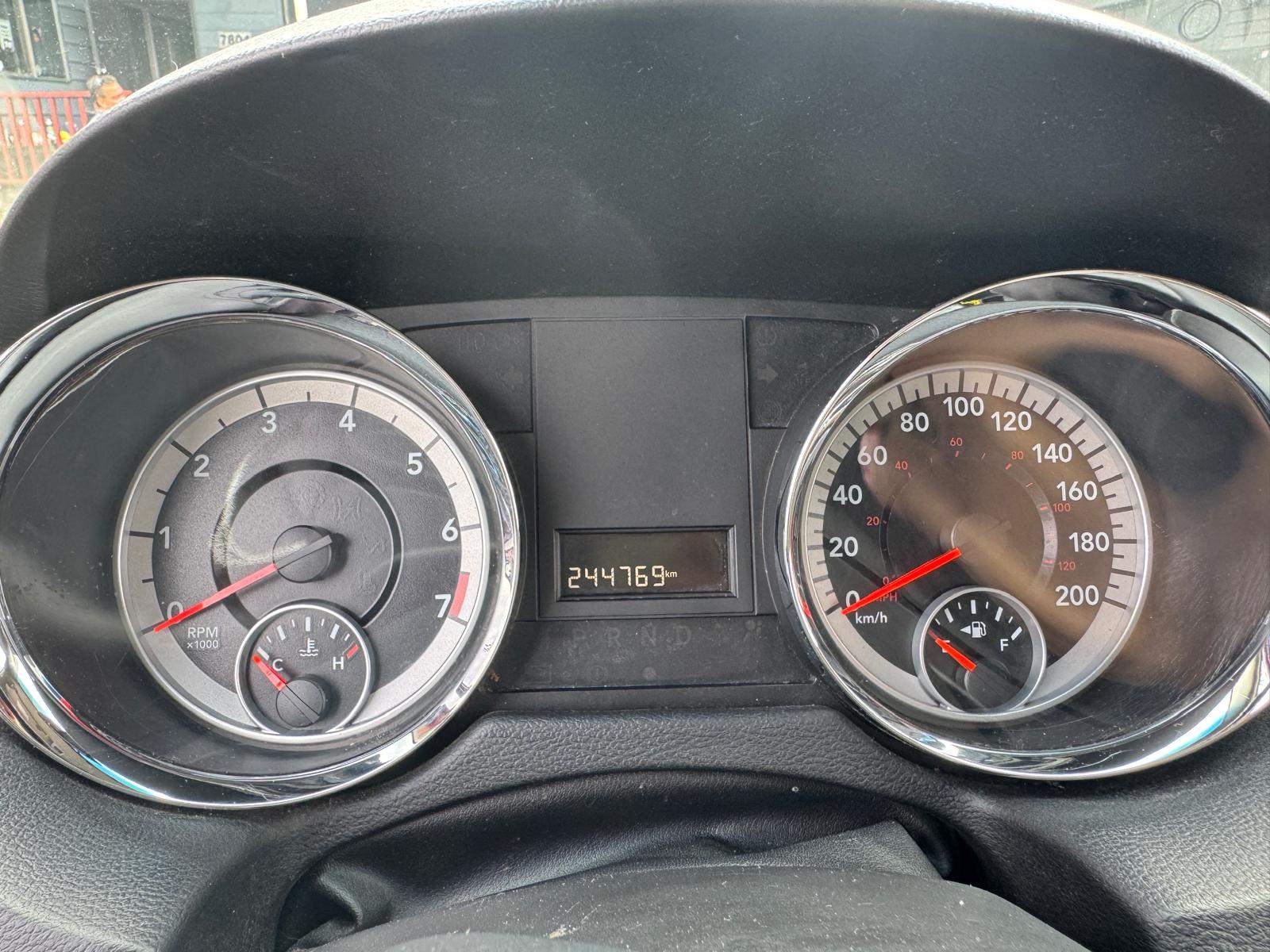 /azureautogallery1/2014-Dodge-GrandCaravan-863444724420694.jpg