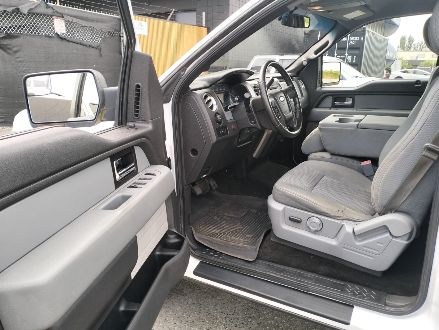 /azureautogallery1/2014-Ford-F-150-5196764427427976.jpg