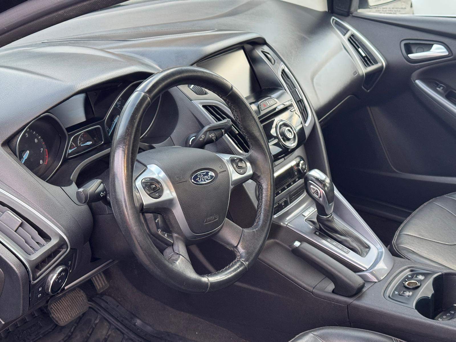 /azureautogallery1/2014-Ford-Focus-3013912898083777.jpg