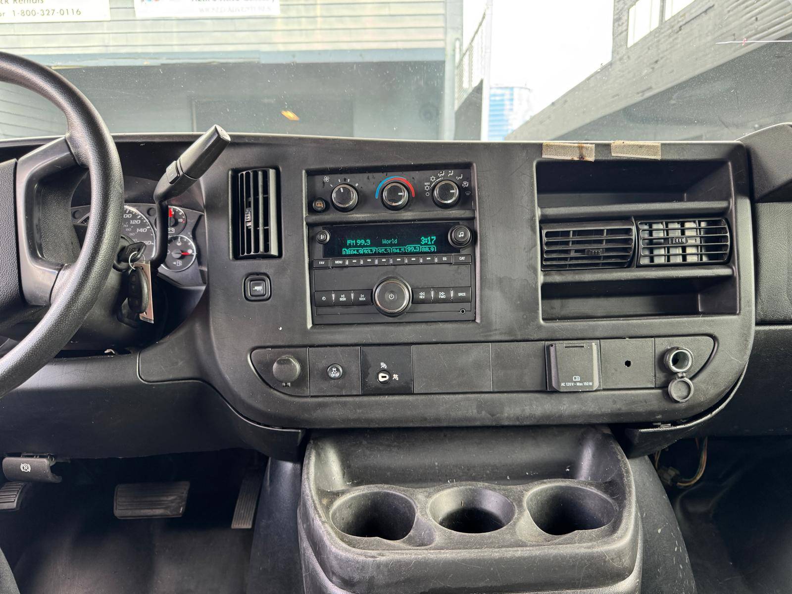 /azureautogallery1/2015-Chevrolet-Express-05464051690461402.jpg