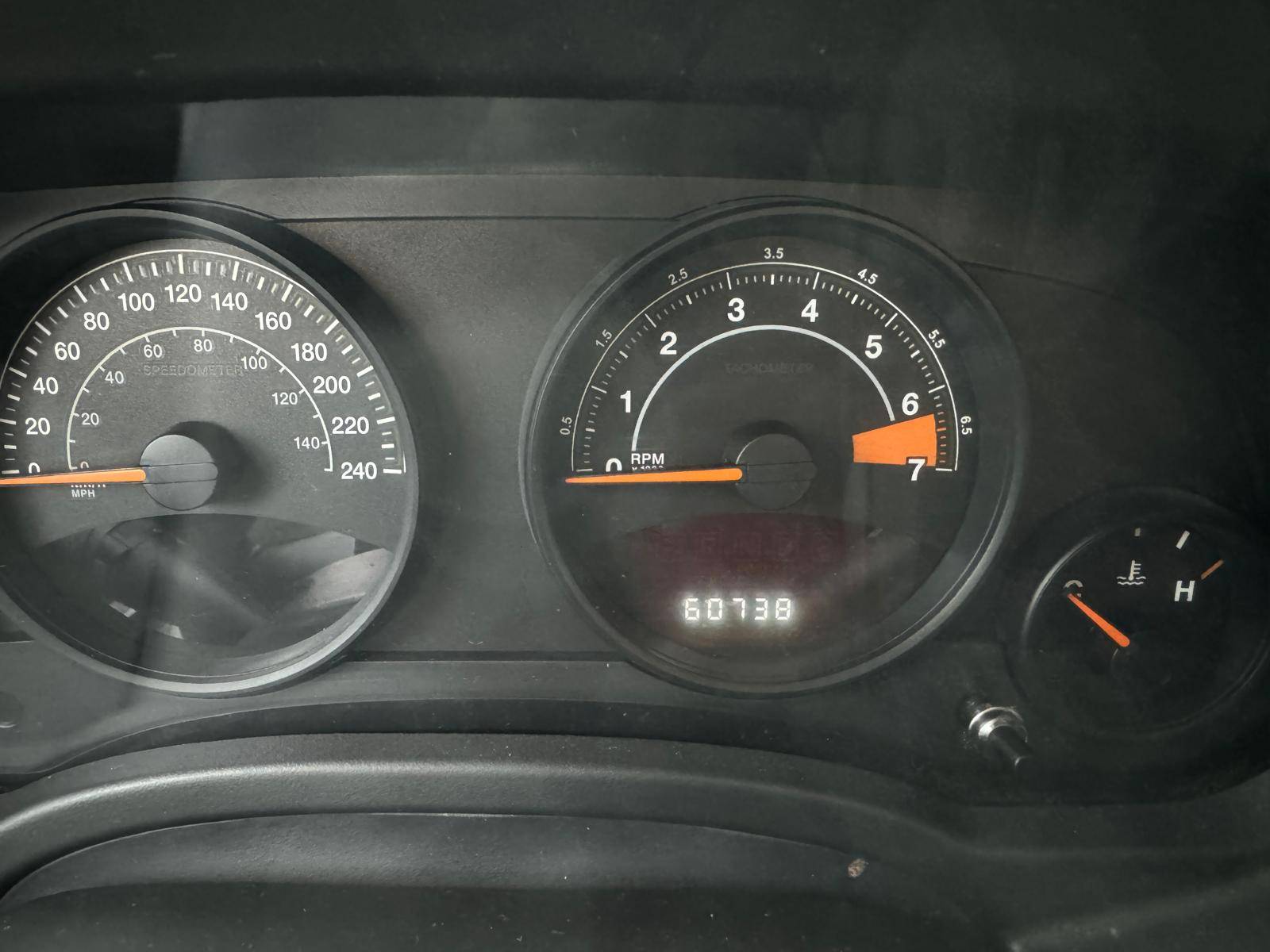 /azureautogallery1/2016-Jeep-Patriot-7686668792343689.jpg