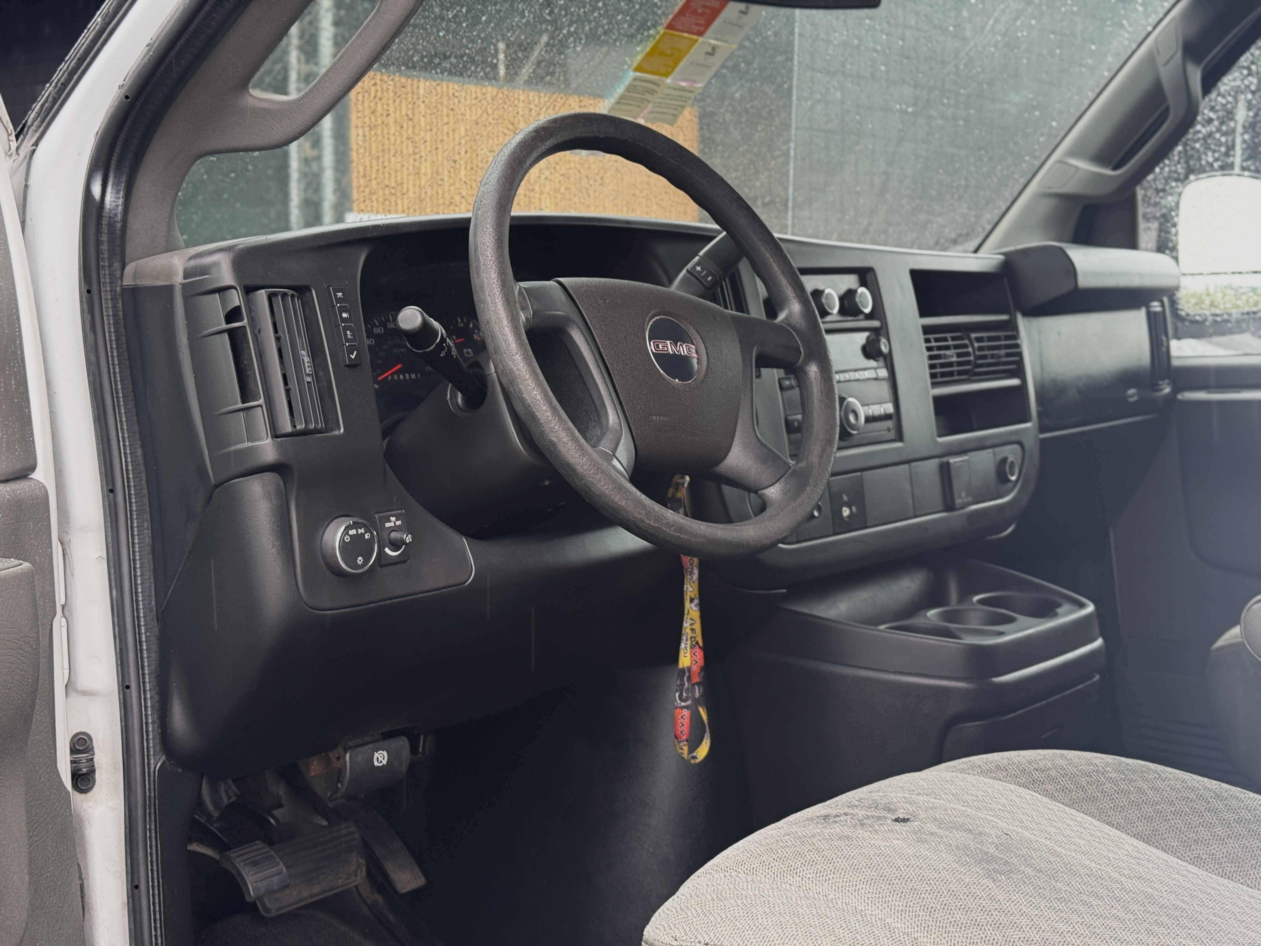 /azureautogallery1/2017-GMC-Savana-3931745792929606.jpg