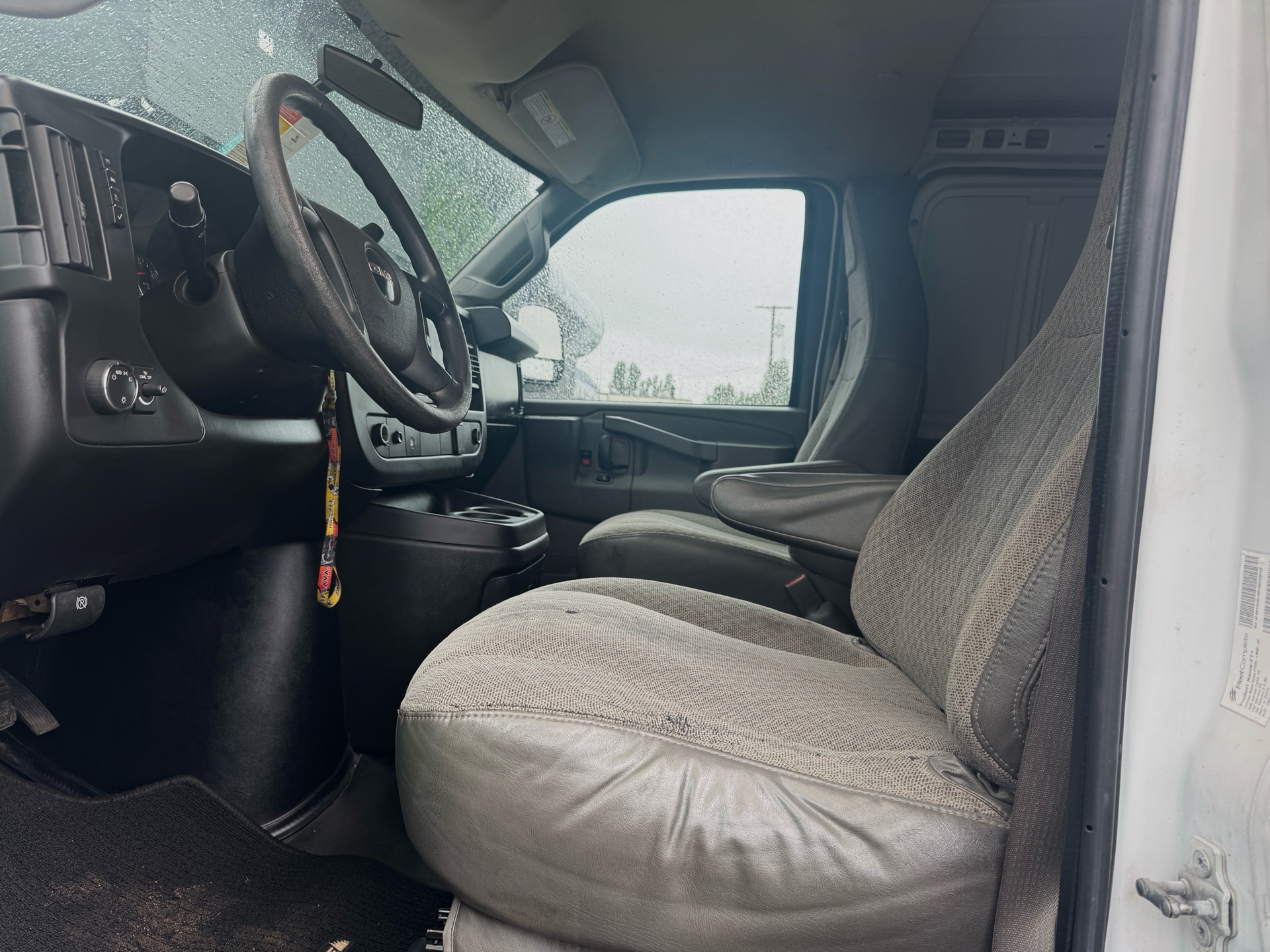 /azureautogallery1/2017-GMC-Savana-7512308449587732.jpg