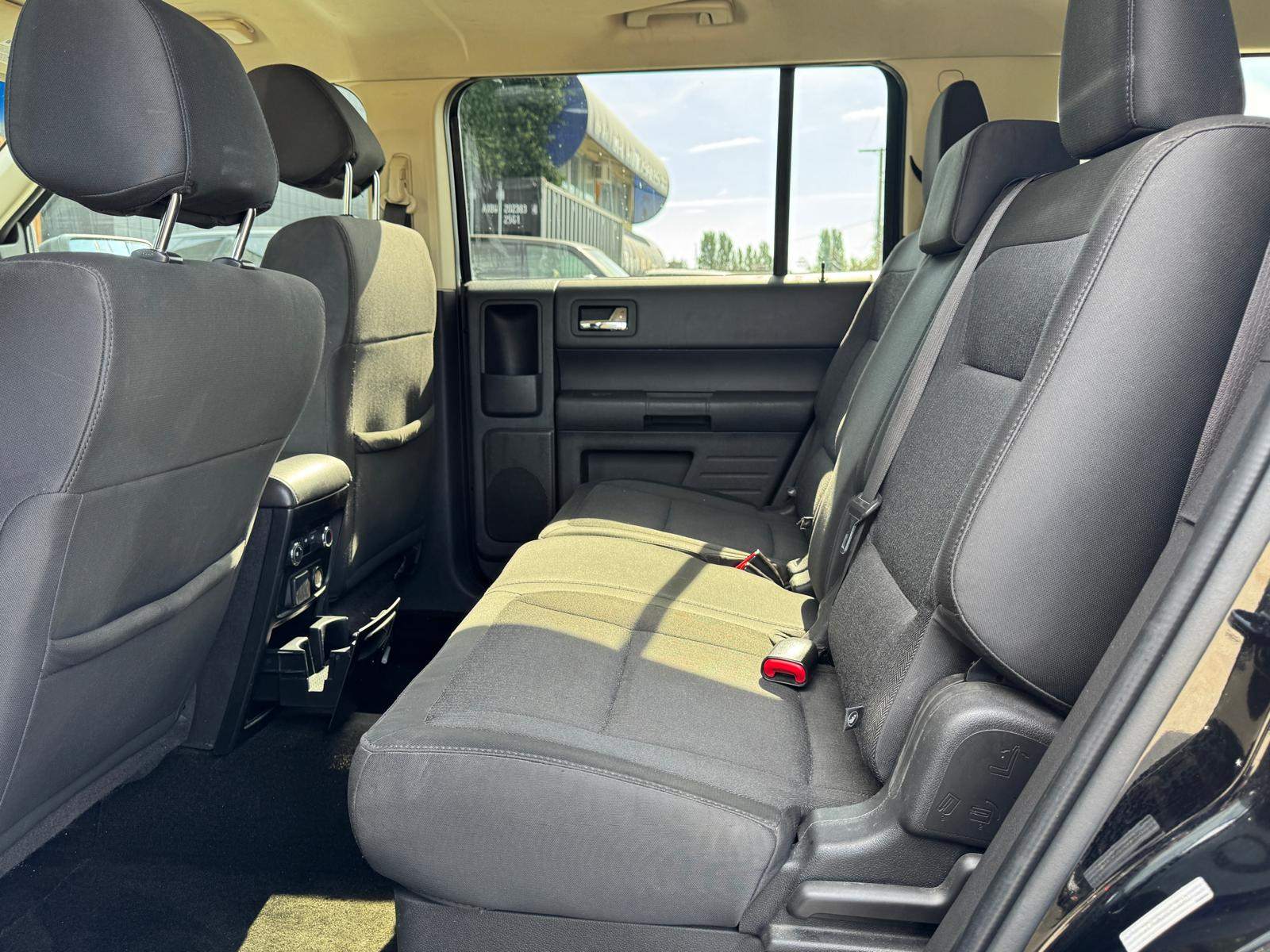 /azureautogallery1/2018-Ford-Flex-9782705411736463.jpg