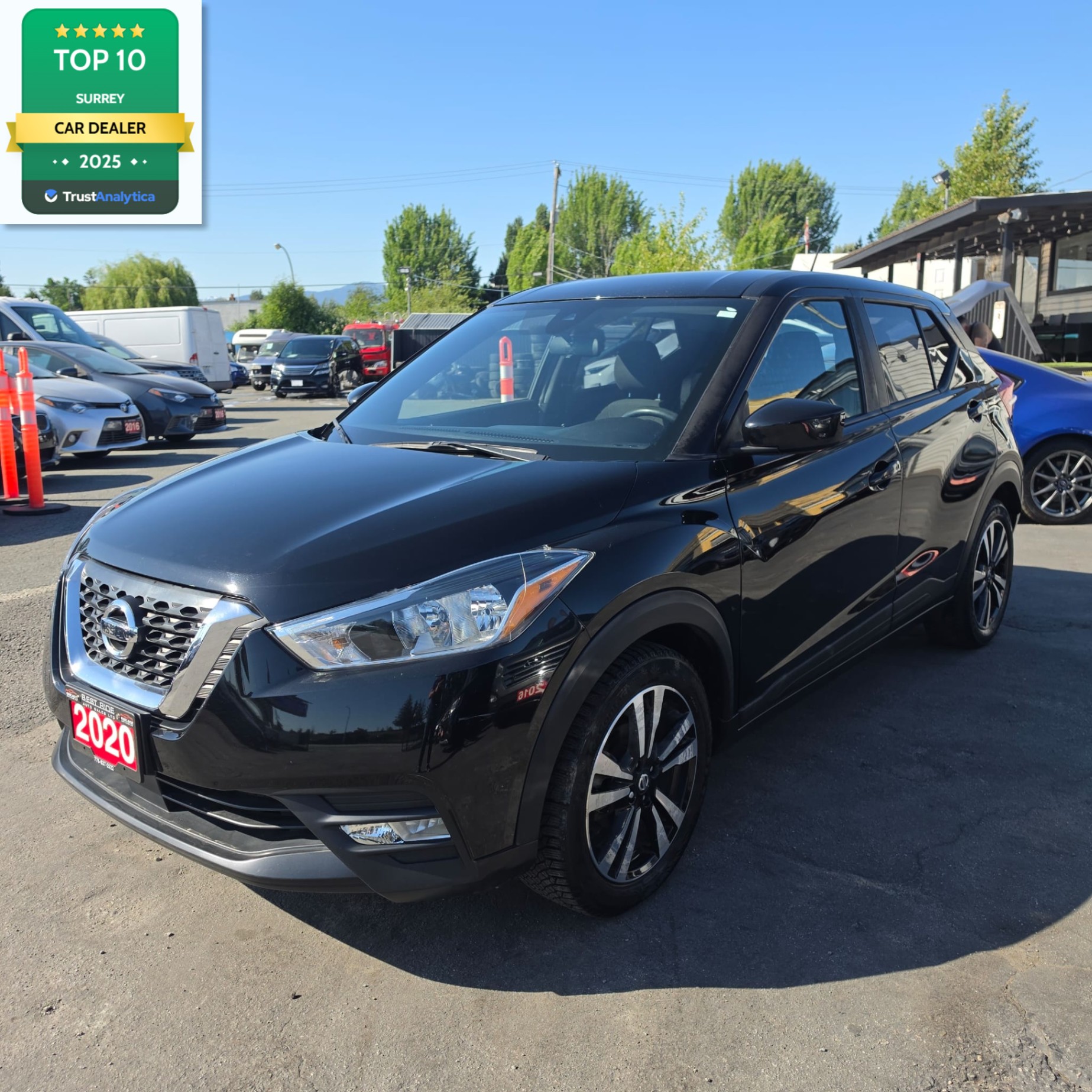 2020 Nissan Kicks SV FWD (Certified Rebuilt Title)