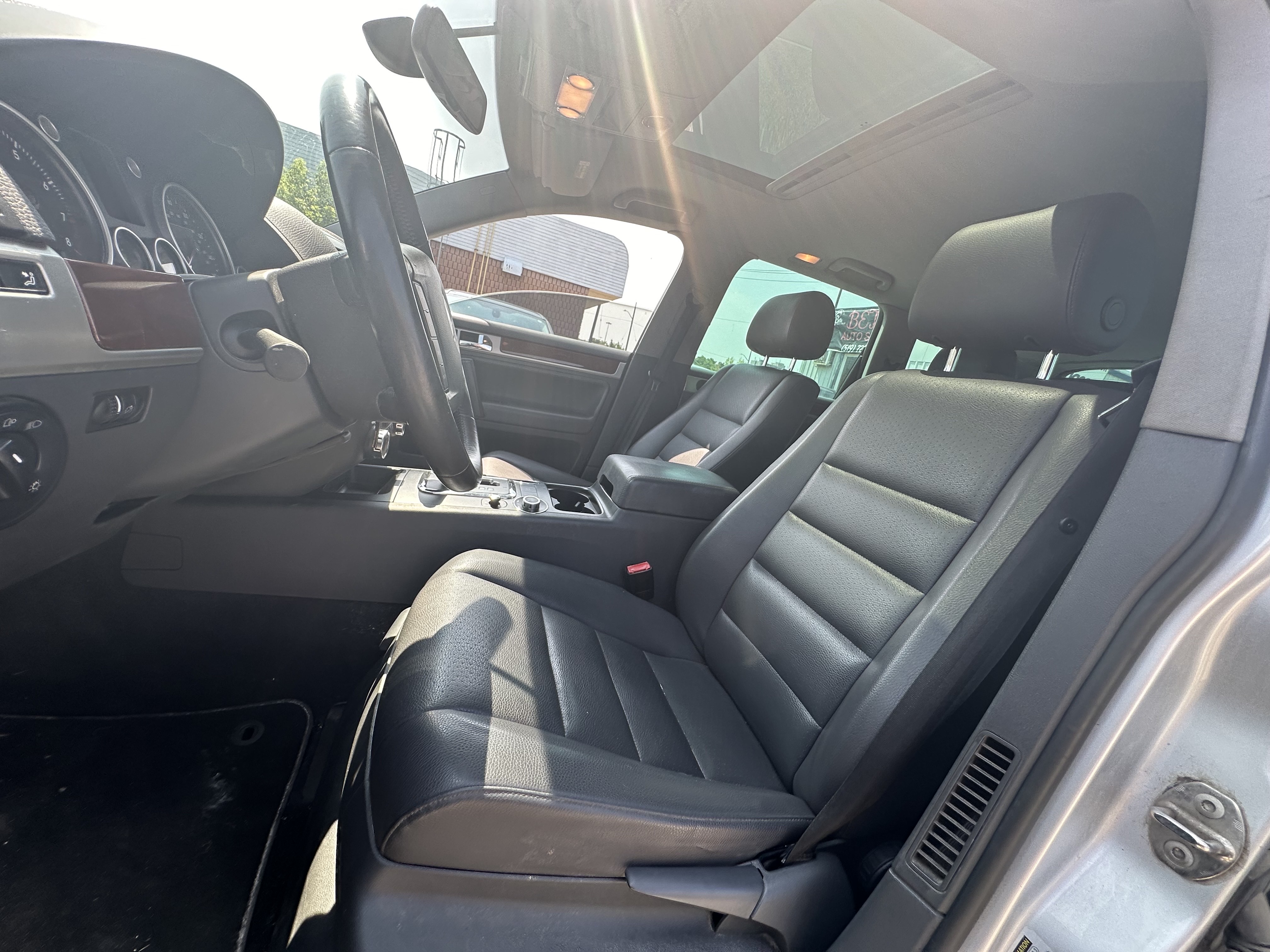 /betaautosales/2007-Volkswagen-Touareg-5928736007764905.jpg