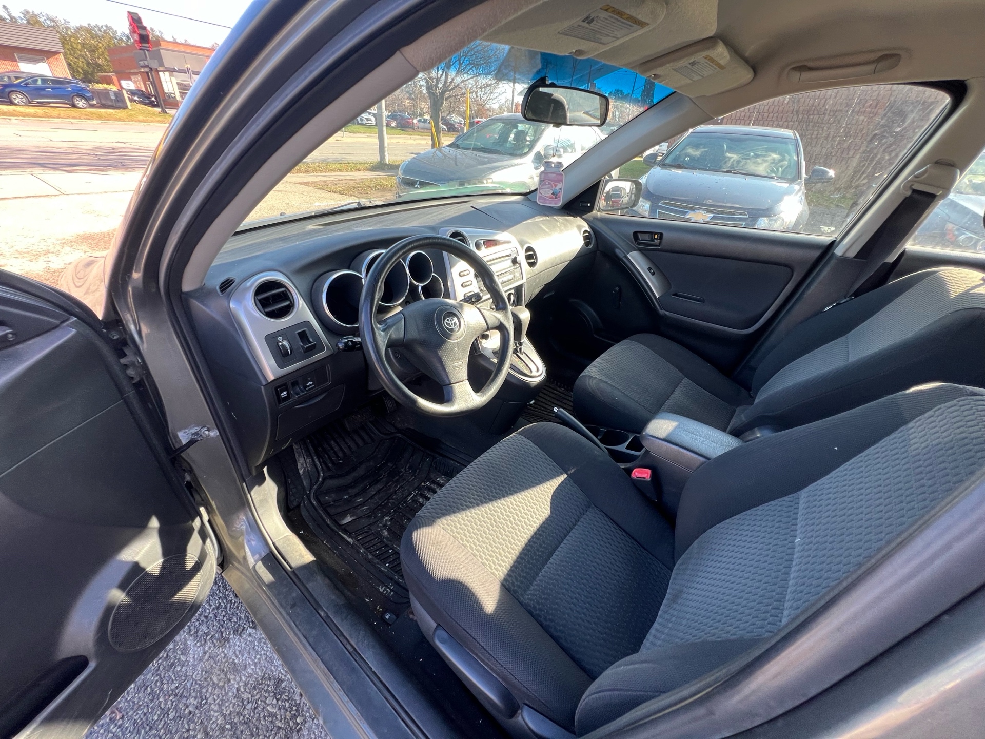 /betaautosales/2008-Toyota-Matrix-9046306295259057.jpg