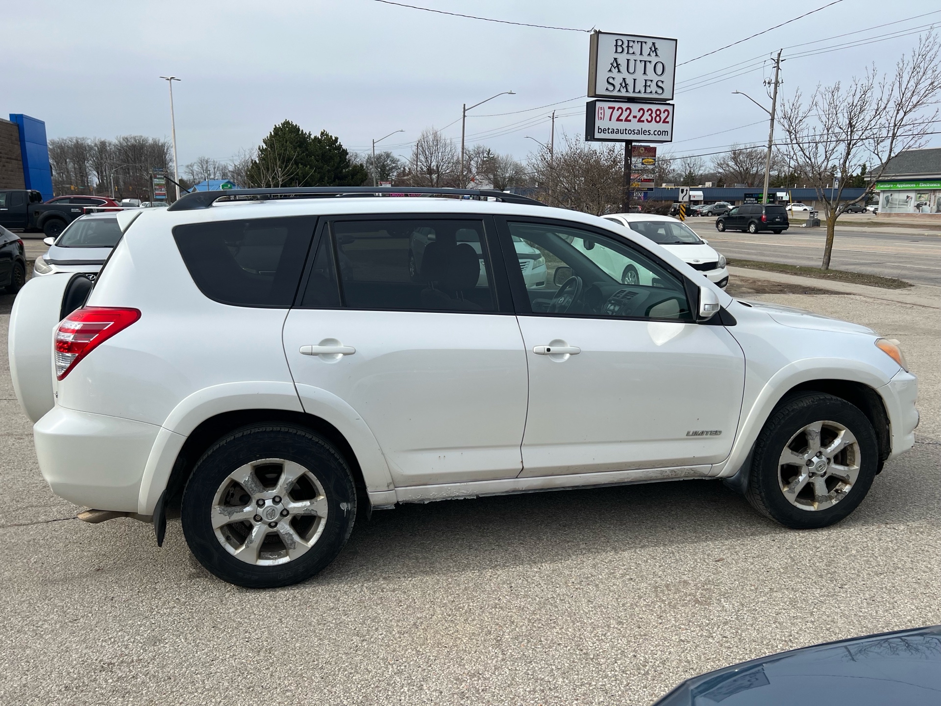 /betaautosales/2009-Toyota-RAV4-36862650289613774.jpg