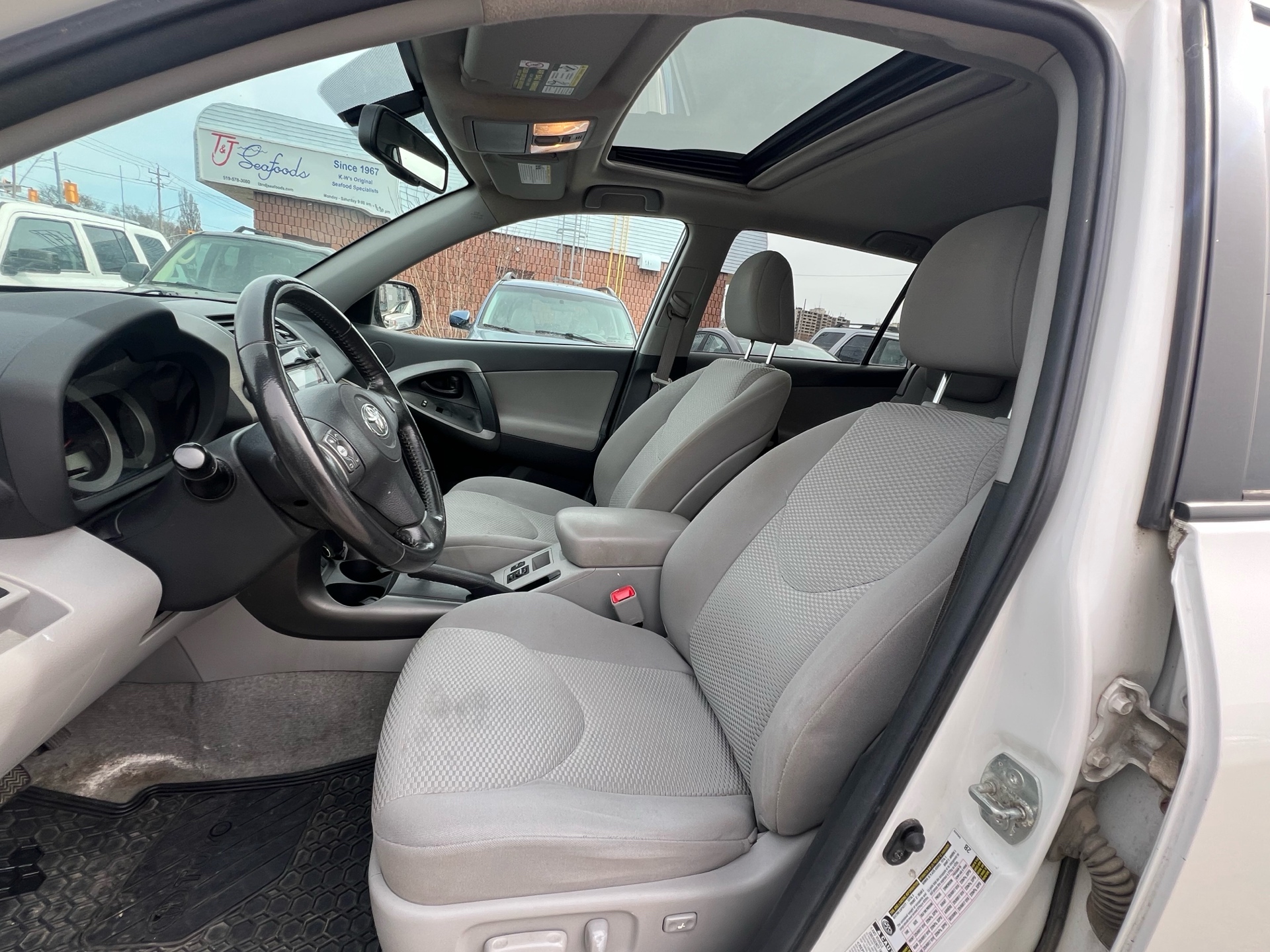 /betaautosales/2009-Toyota-RAV4-7741150158934069.jpg