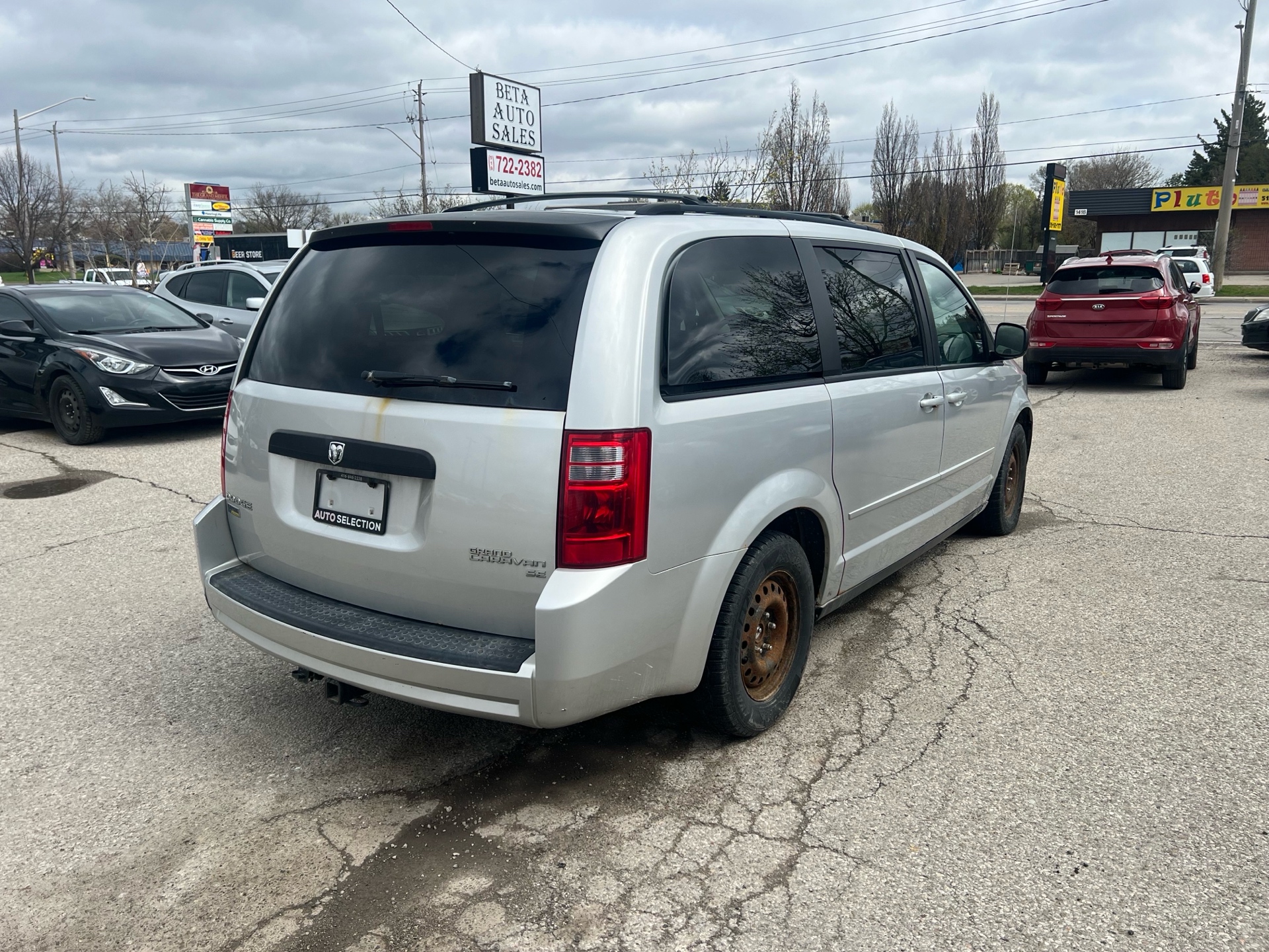 /betaautosales/2010-Dodge-GrandCaravan-3887275951290541.jpg