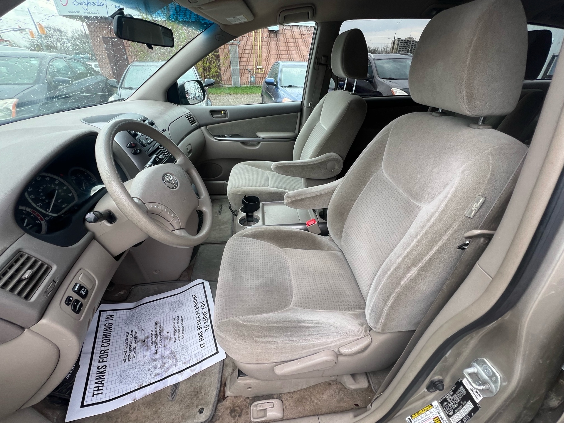 /betaautosales/2010-Toyota-Sienna-6572247251312897.jpg