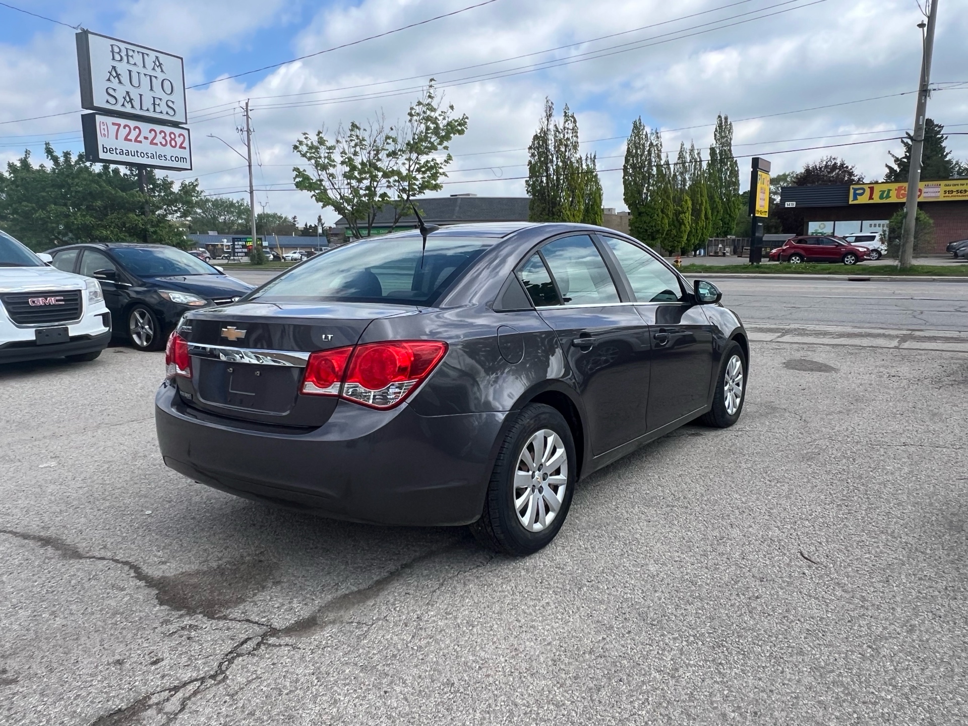 /betaautosales/2011-Chevrolet-Cruze-740180614010105.jpg