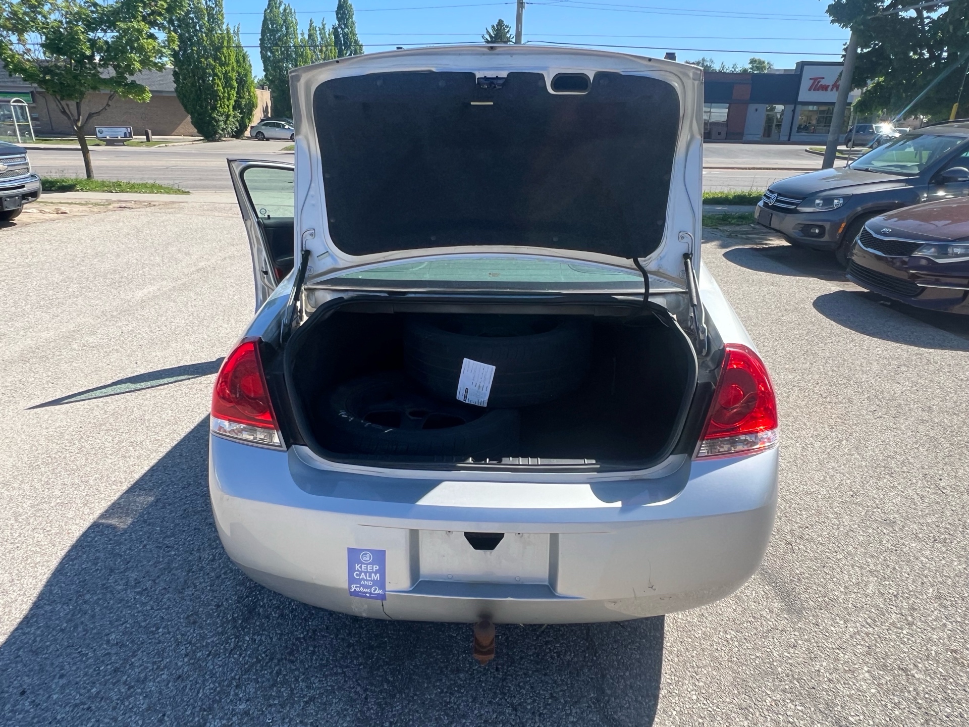 /betaautosales/2011-Chevrolet-Impala-03333311940034189.jpg