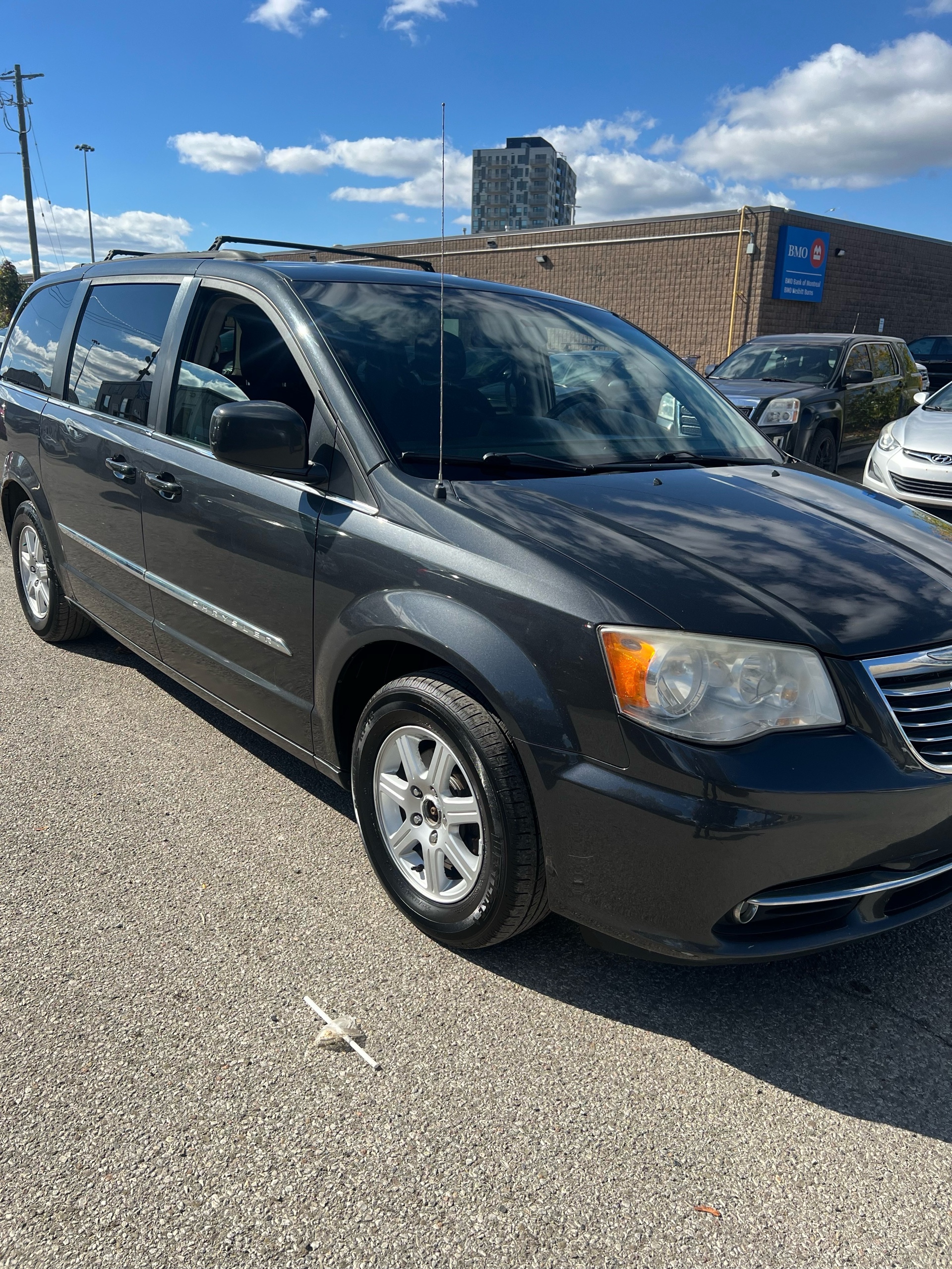 /betaautosales/2011-Chrysler-Town&-16124031076768652.jpg