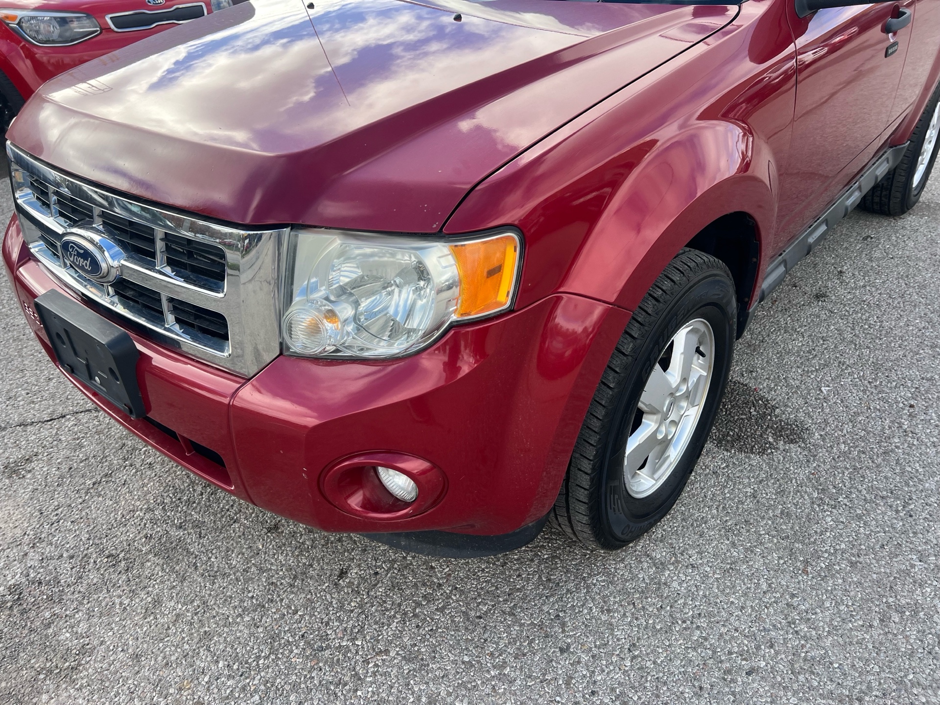 /betaautosales/2011-Ford-Escape-8059294521362406.jpg