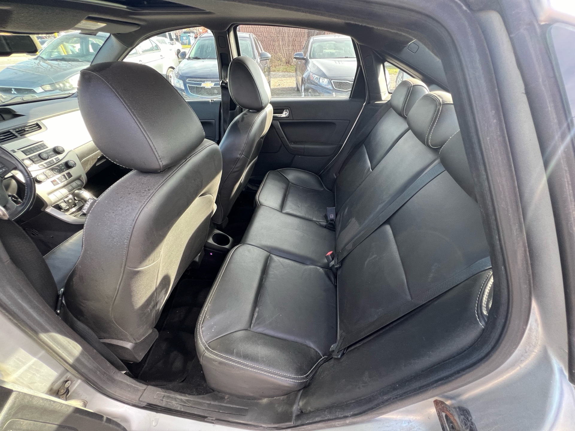 /betaautosales/2011-Ford-Focus-35068742754667803.jpg