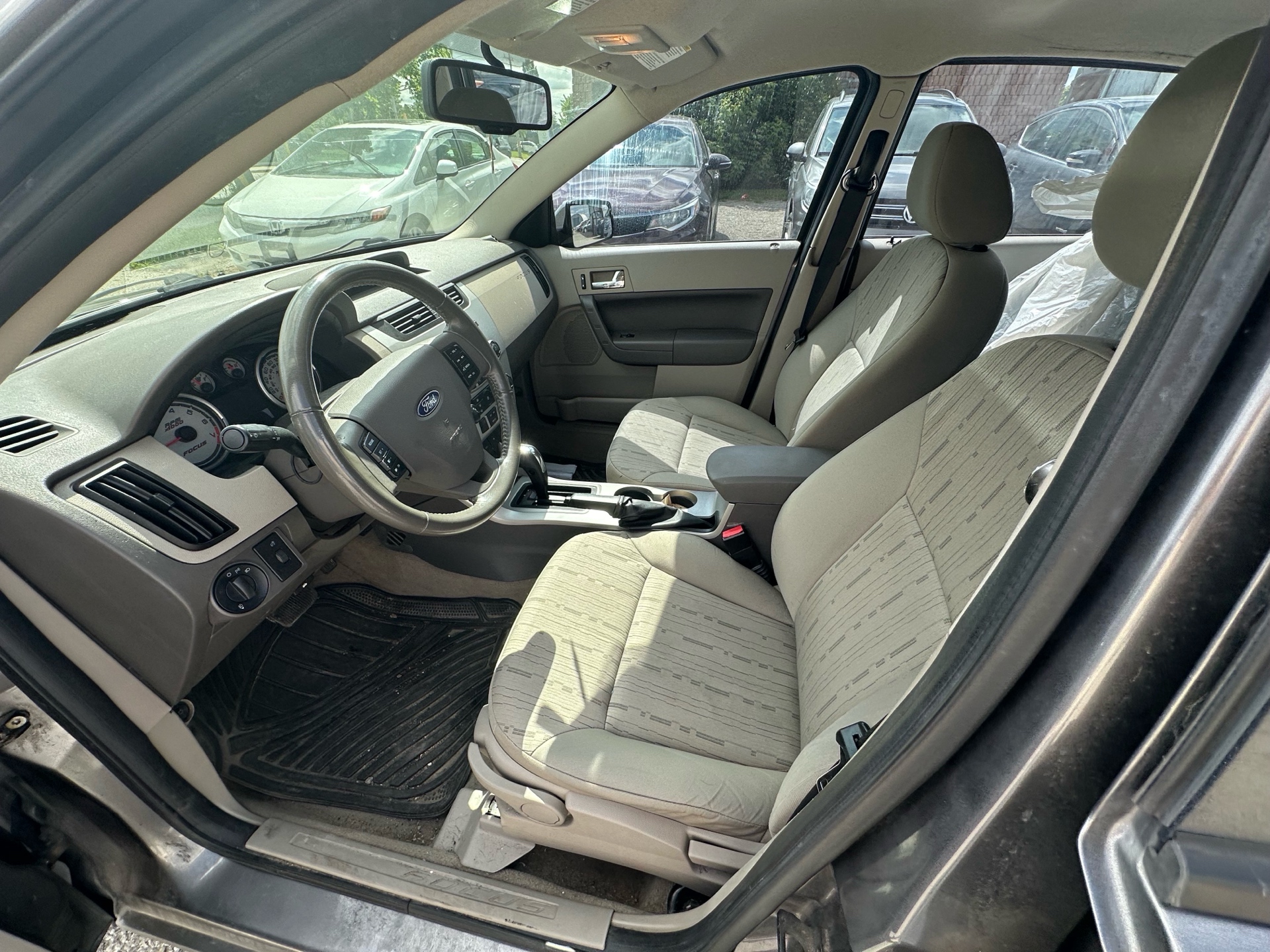 /betaautosales/2011-Ford-Focus-9217391835702891.jpg